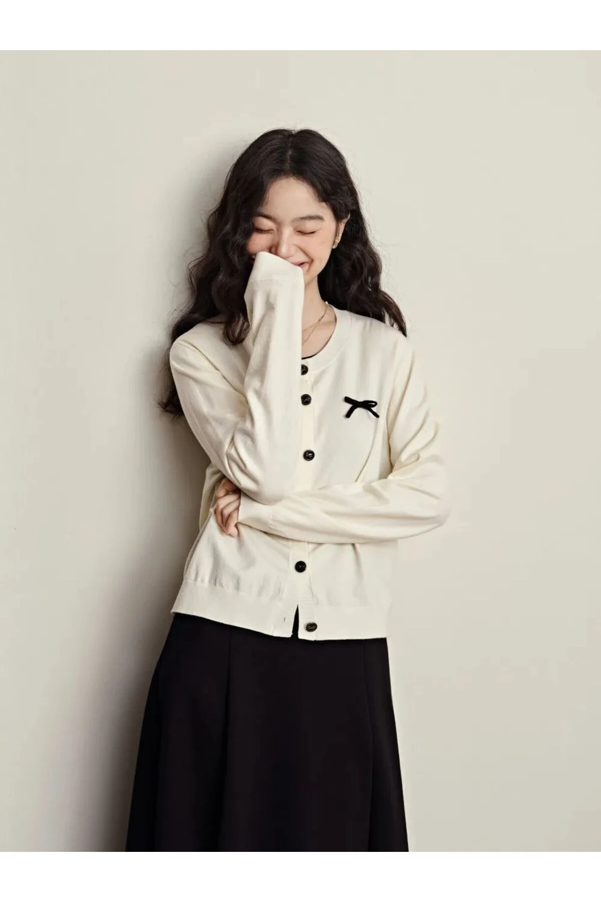 Basic Düğmeli Fiyonk Detaylı Kadın Triko Hırka