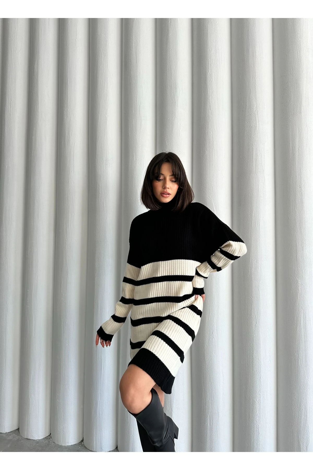 Kadın Çizgili Midi Boy Triko Elbise