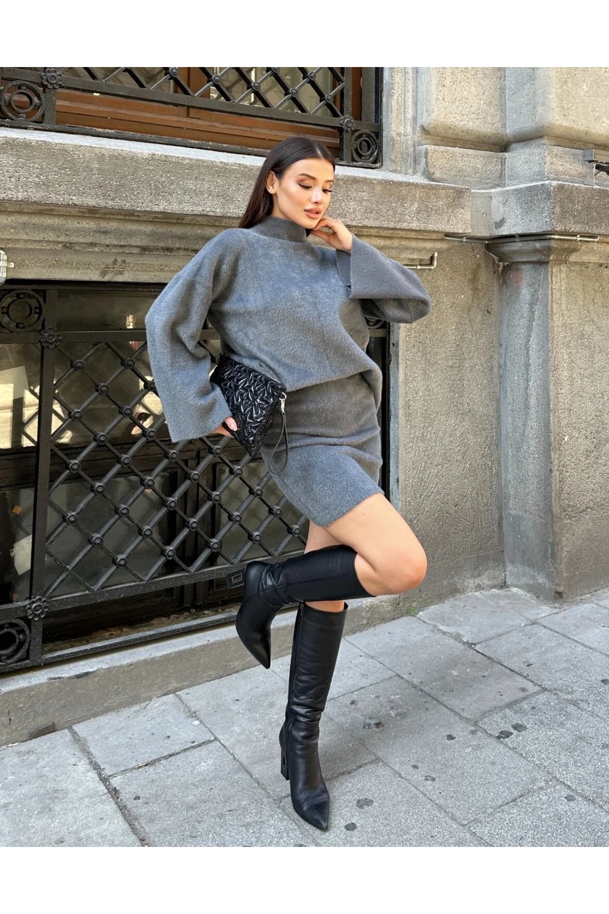 Kadın Antrasit Parıltılı Yumoş Dokulu Oversize Etekli Triko Takım