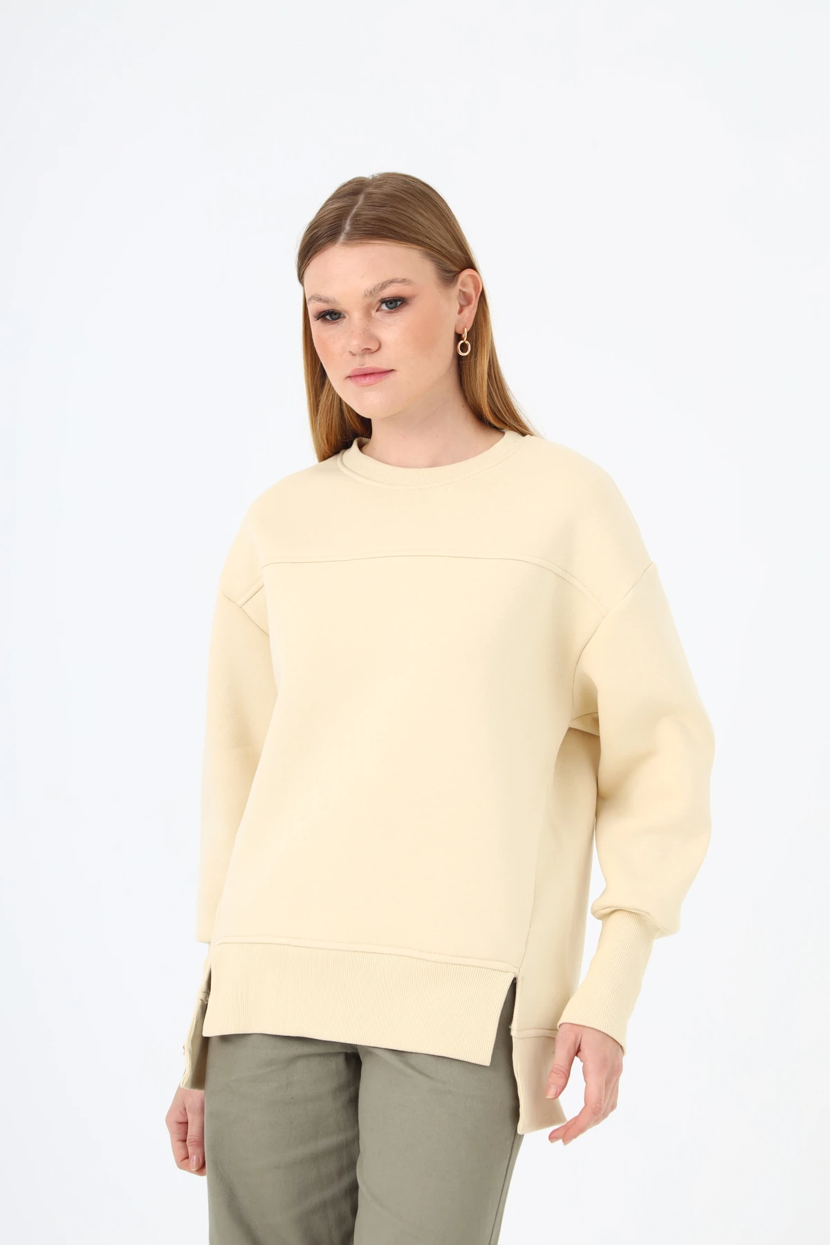 Kadın Oversize Yırtmaçlı 3 İplik Sweatshirt