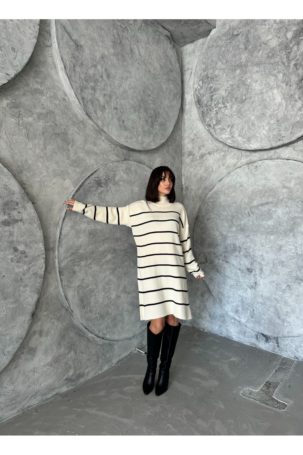 Kadın Çizgili Uzun Triko Elbise