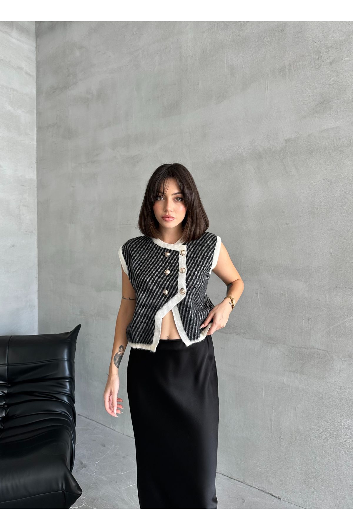 Kadın Çizgili Düğmeli Yumoş Triko Süveter
