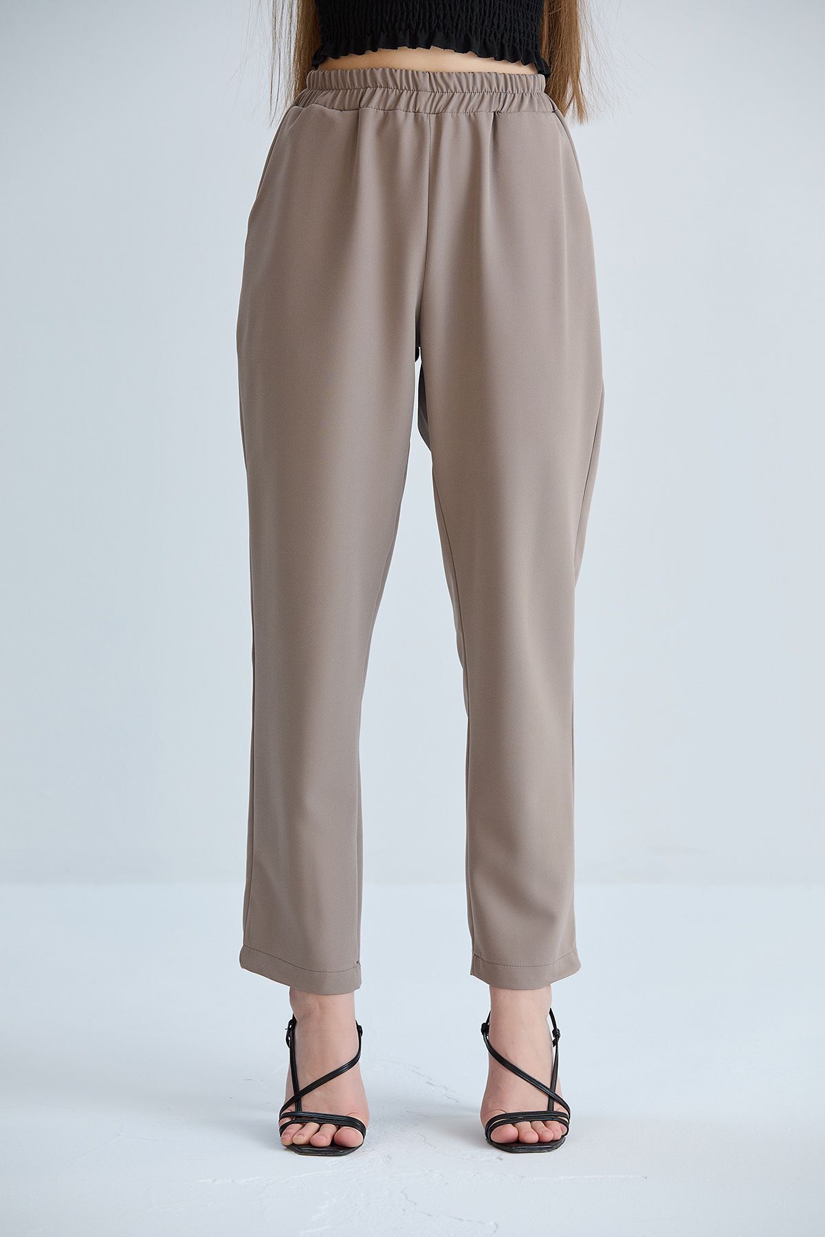 Kadın Krem Cepli Beli Lastikli Kumaş Pantolon - taş