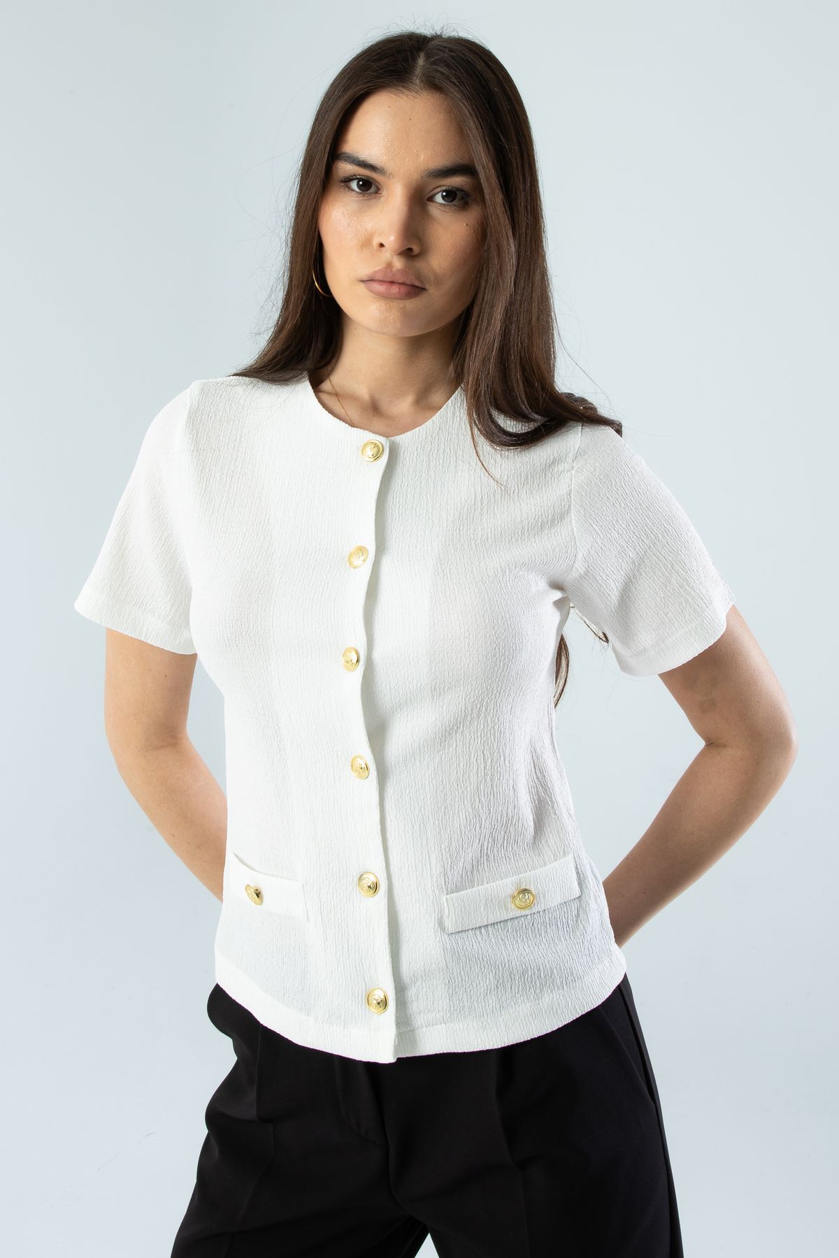 Beyaz Cep Detaylı Ceket Görünümlü Bürümcük Hırka