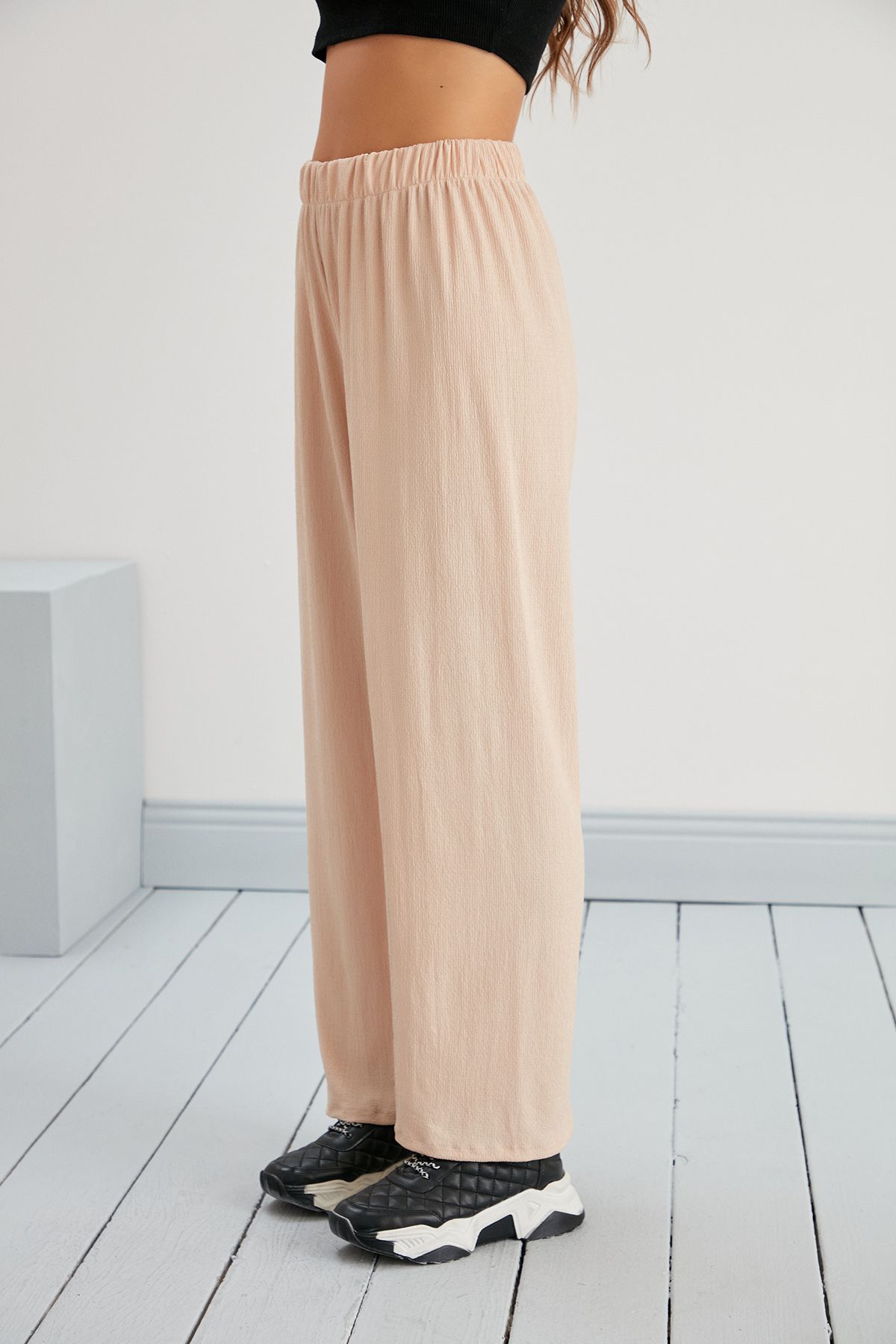 Beli Lastikli Palazzo Pantolon Yazlık Rahat Geniş Bürümcük Kumaş