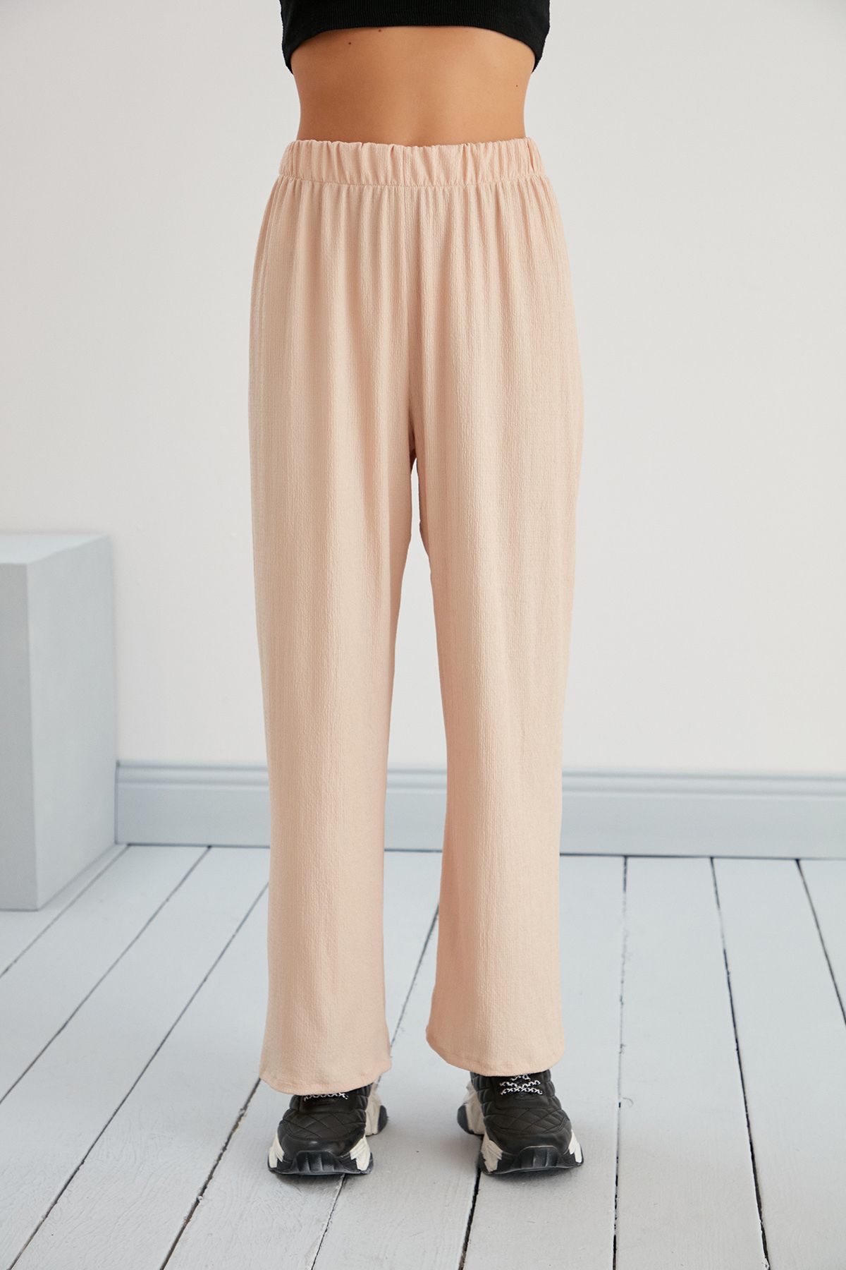 Beli Lastikli Palazzo Pantolon Yazlık Rahat Geniş Bürümcük Kumaş