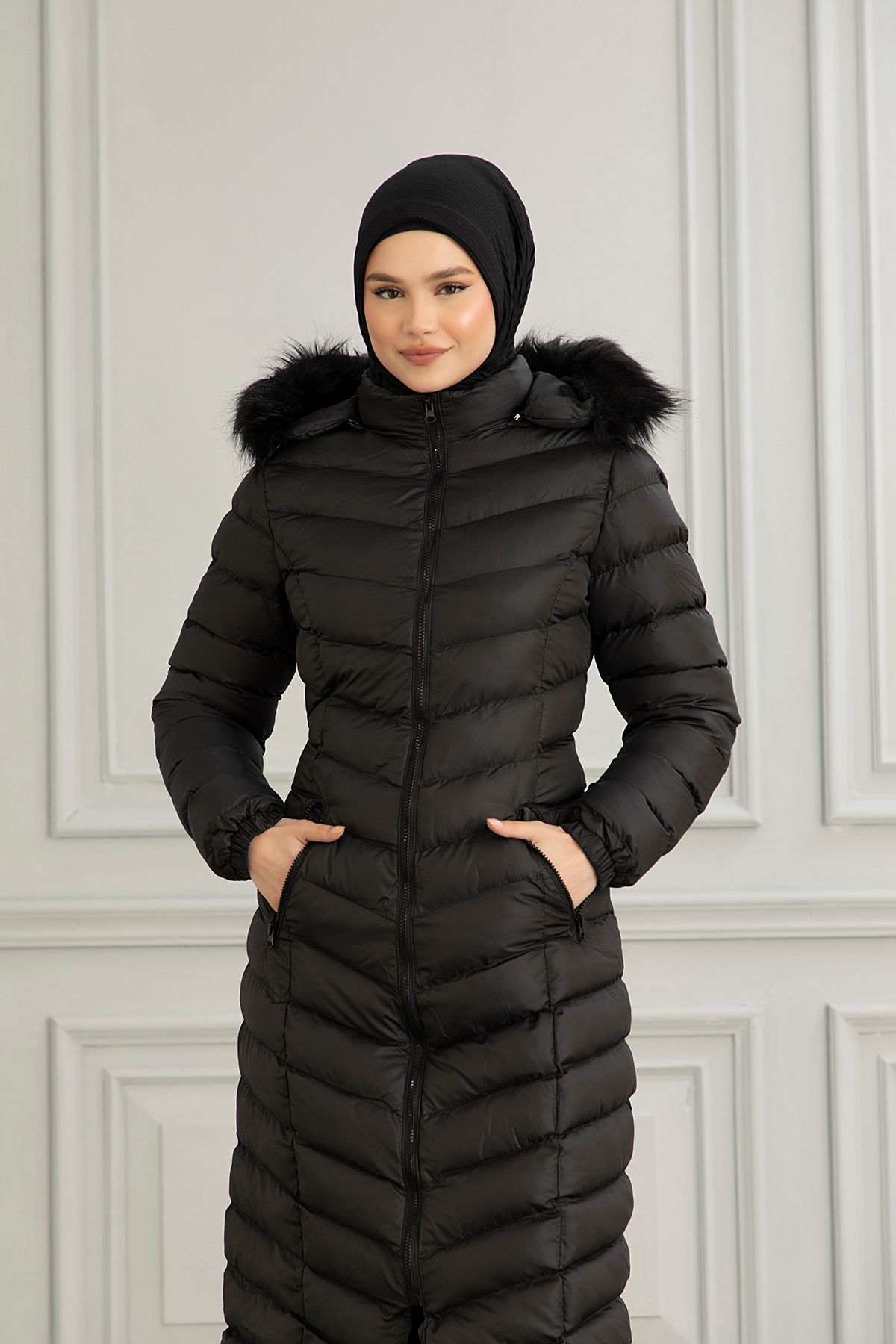 Kadın Bej Uzun Şişme Mont