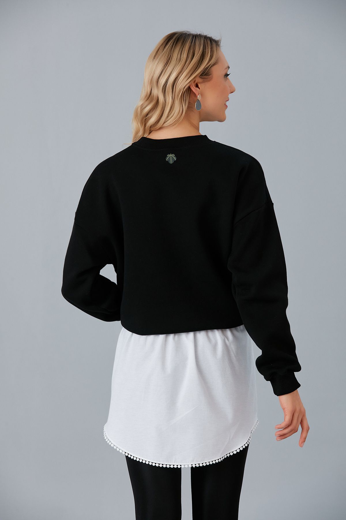 Altı Dantelli Beyaz Kurtarıcı Etek Gömlek Altı Içlik