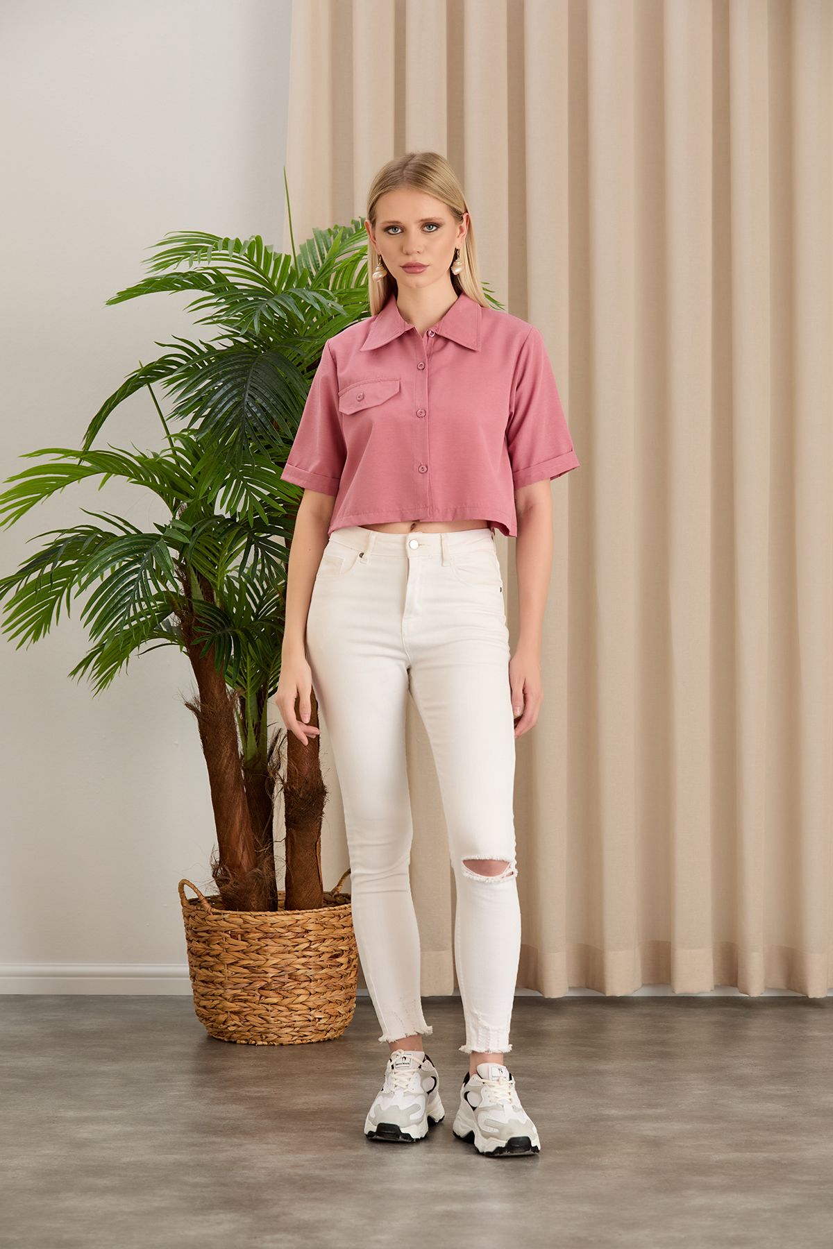 Kadın Beyaz Crop Terikoton Kumaş Düğmeli Kapaklı Gömlek - gül kurusu