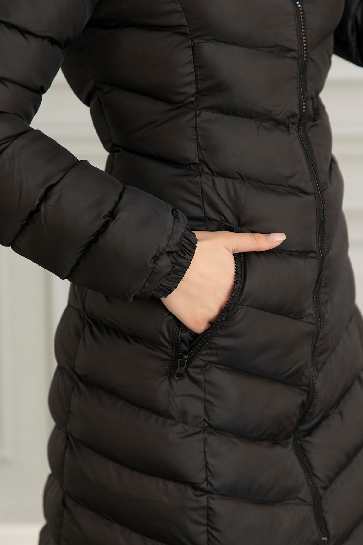 Kadın Bej Uzun Şişme Mont