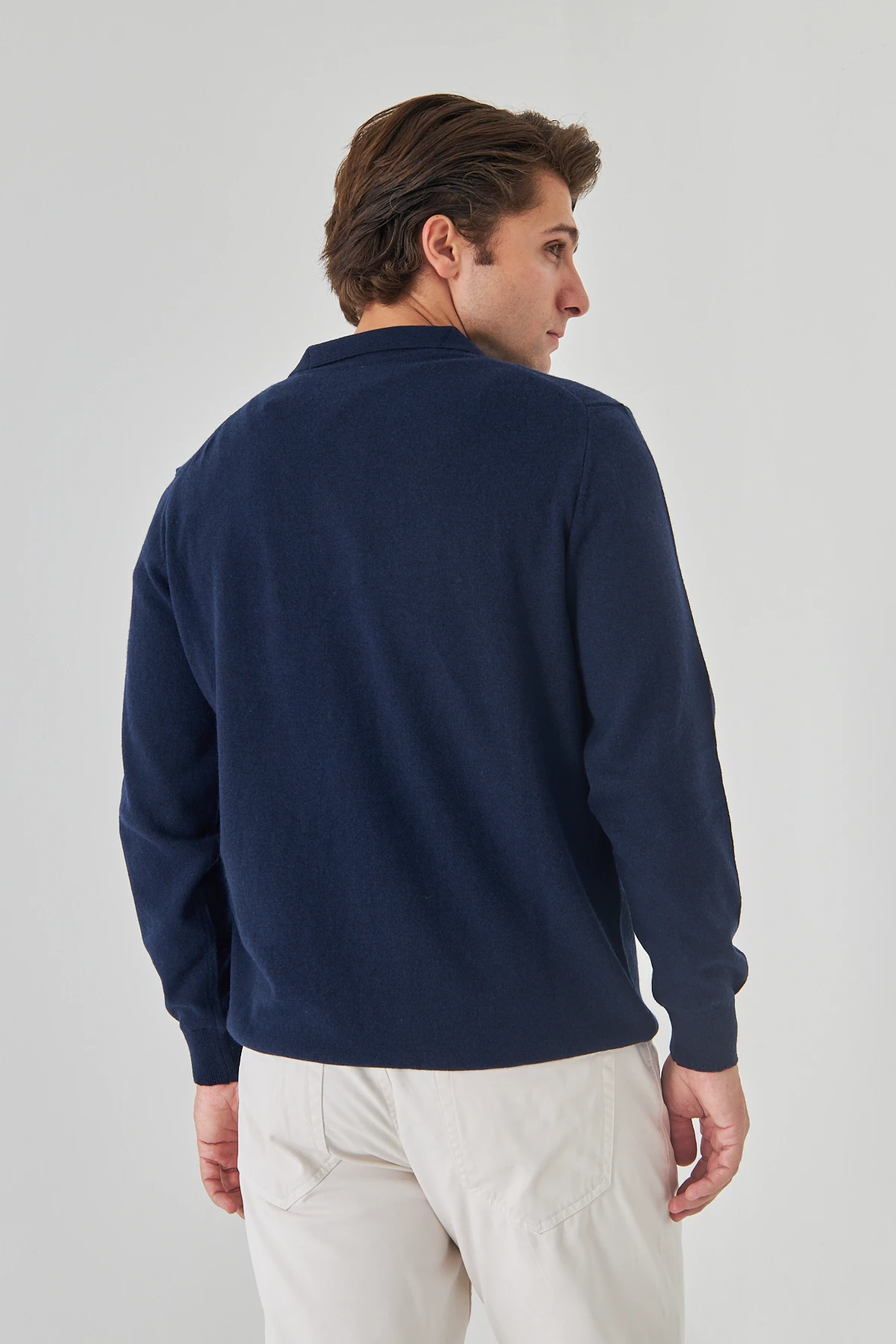 Marin Yakalı Saf Kuzu Yünü Kazak