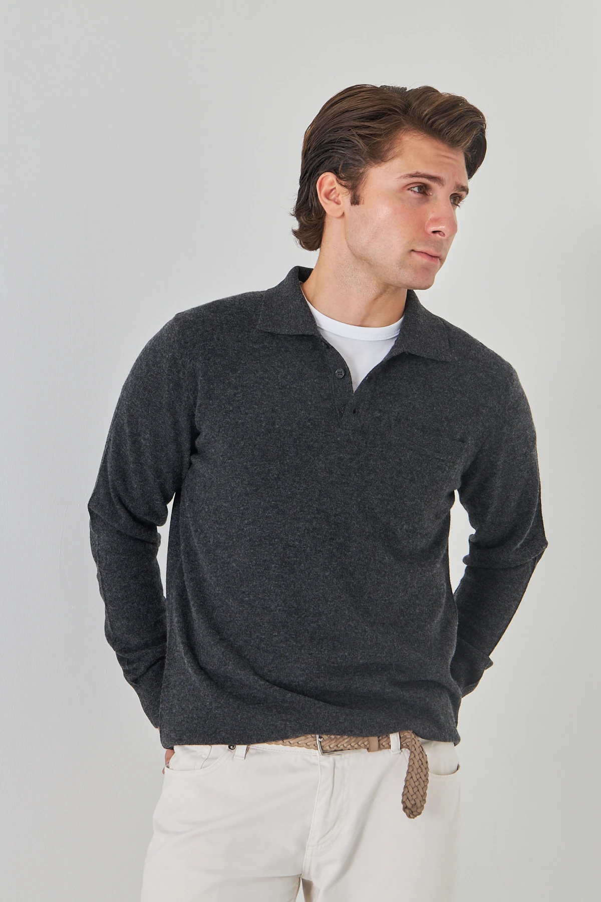 Füme Yakalı Saf Kuzu Yünü Kazak