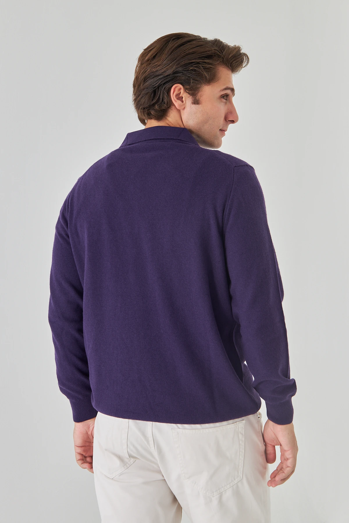 Mor Yakalı Saf Kuzu Yünü Kazak