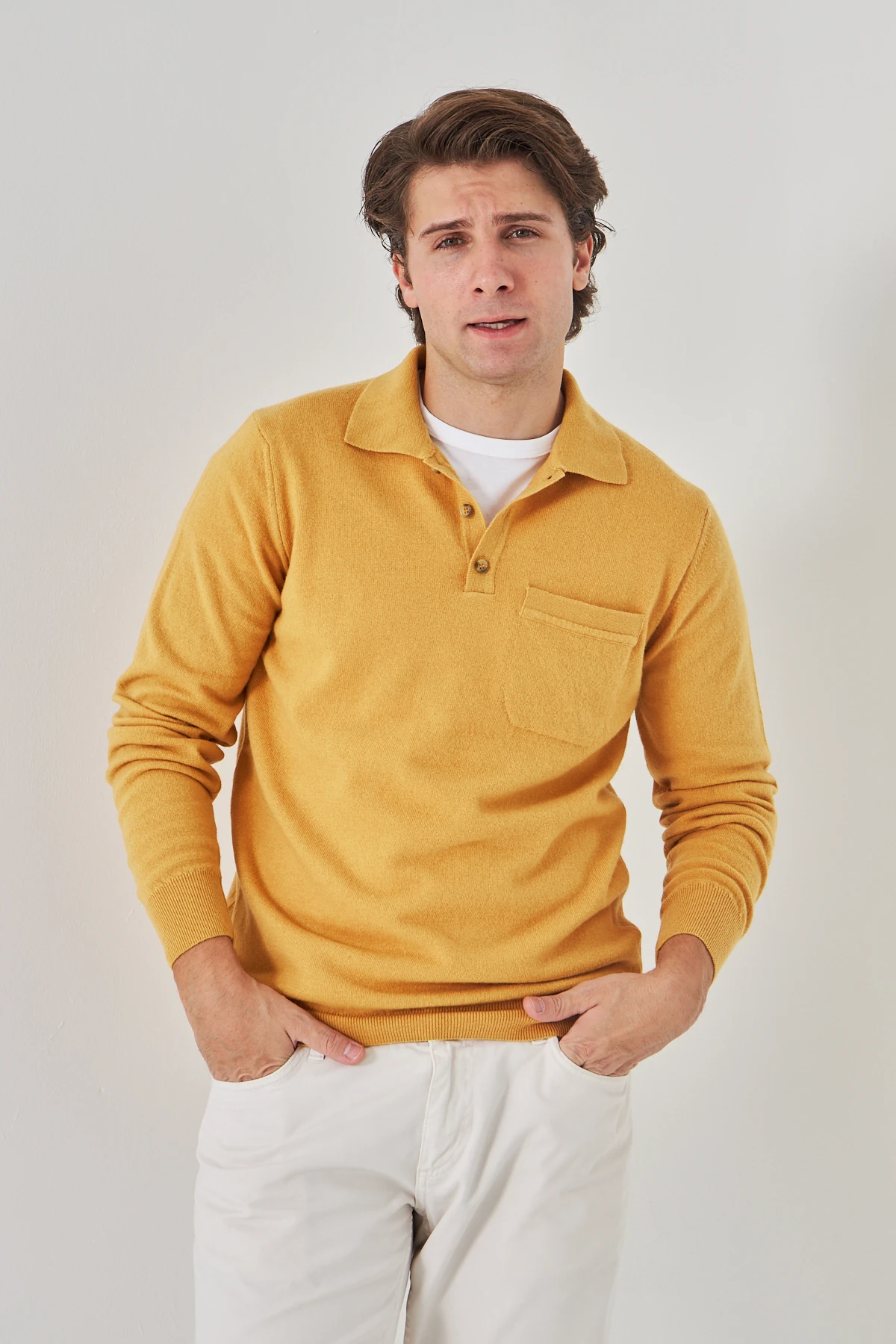 Sarı Yakalı Saf Kuzu Yünü Kazak