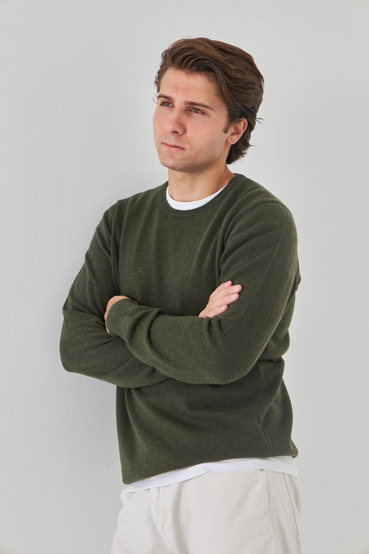 Haki Bisiklet Yaka Saf Kuzu Yünü Kazak