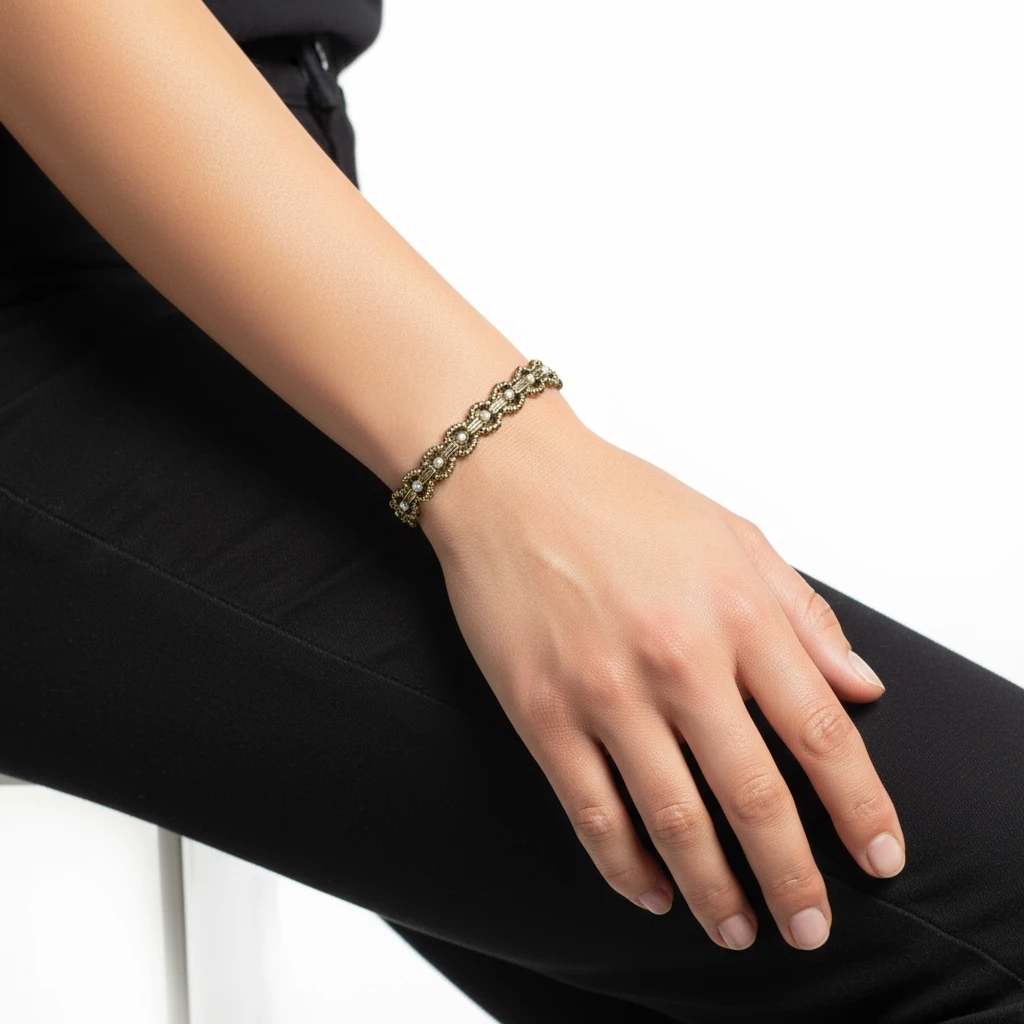 Çift Sıra Taş Detaylı Altın Kaplama Bileklik