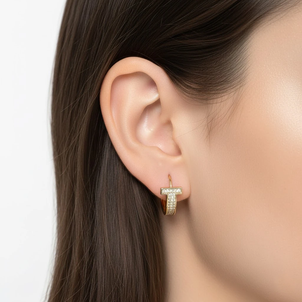 Taş Detaylı T Form Küpe