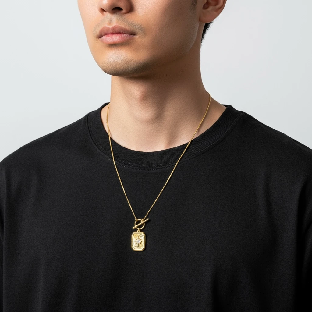 Güneş Işığı Detaylı Altın Renk Kolye