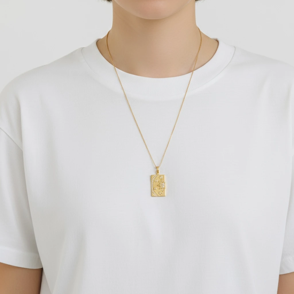 Güneş & Yıldız Motifli Altın Renk Kitap Kolye