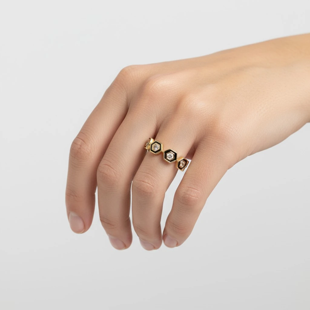 Altıgen Taş Detaylı Yüzük