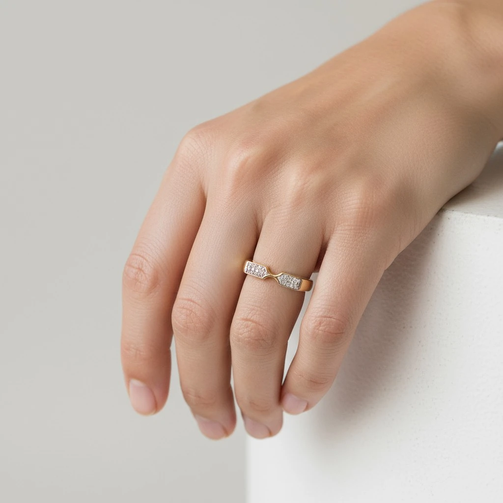 Taş Detaylı Geometrik Yüzük