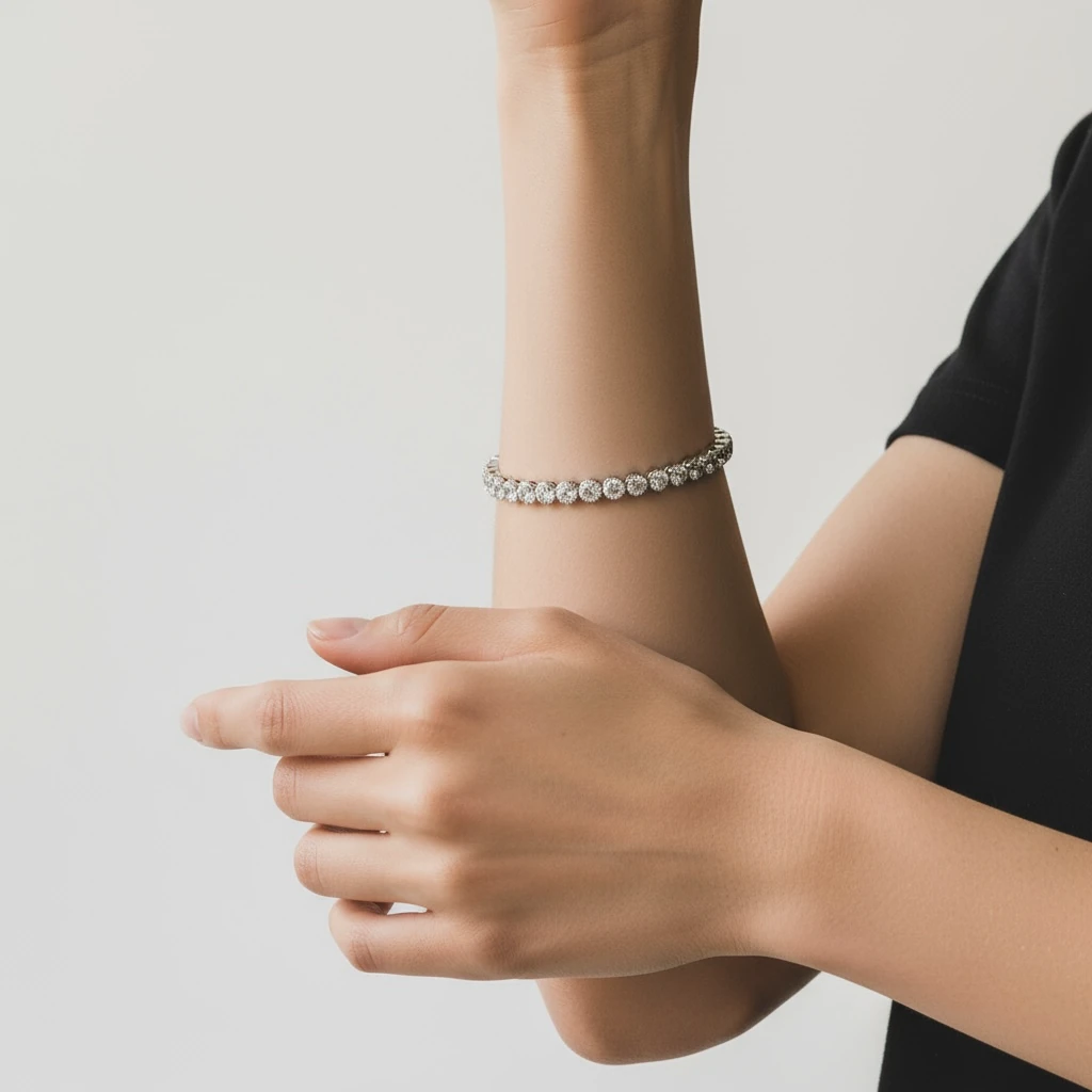 Tam Taş Sıralı Gümüş Renk Bileklik