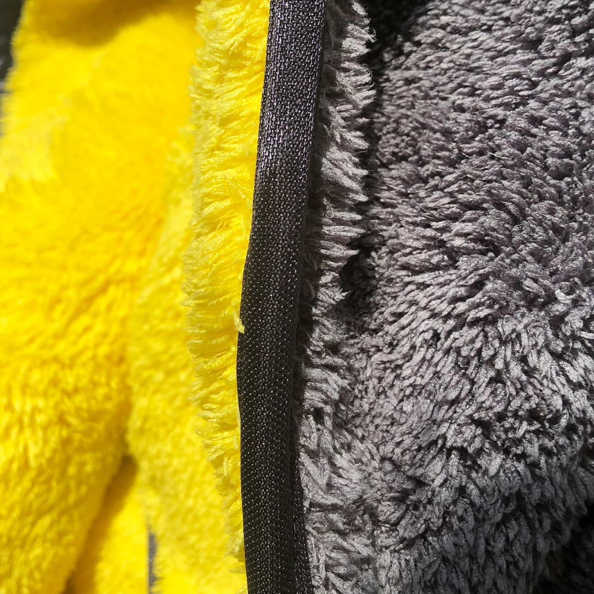 REİS Çift Kat Mikrofiber Oto Kurulama Havlusu 60x90cm 1300GSM - Sarı Gri