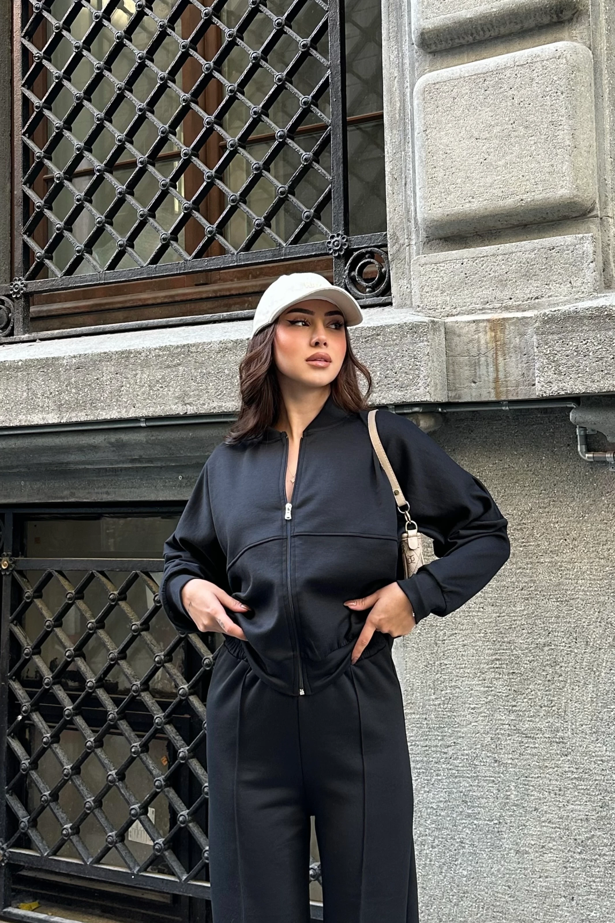 Modal Kumaş Fermuarlı Hırka, Beli Lastikli Pantolon Takım