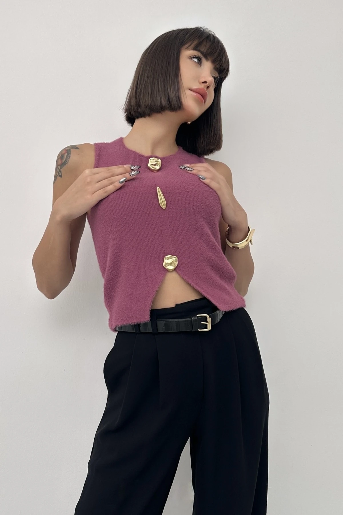 MONE GOLD DÜĞME DETAYLI TRİKO SÜVETER