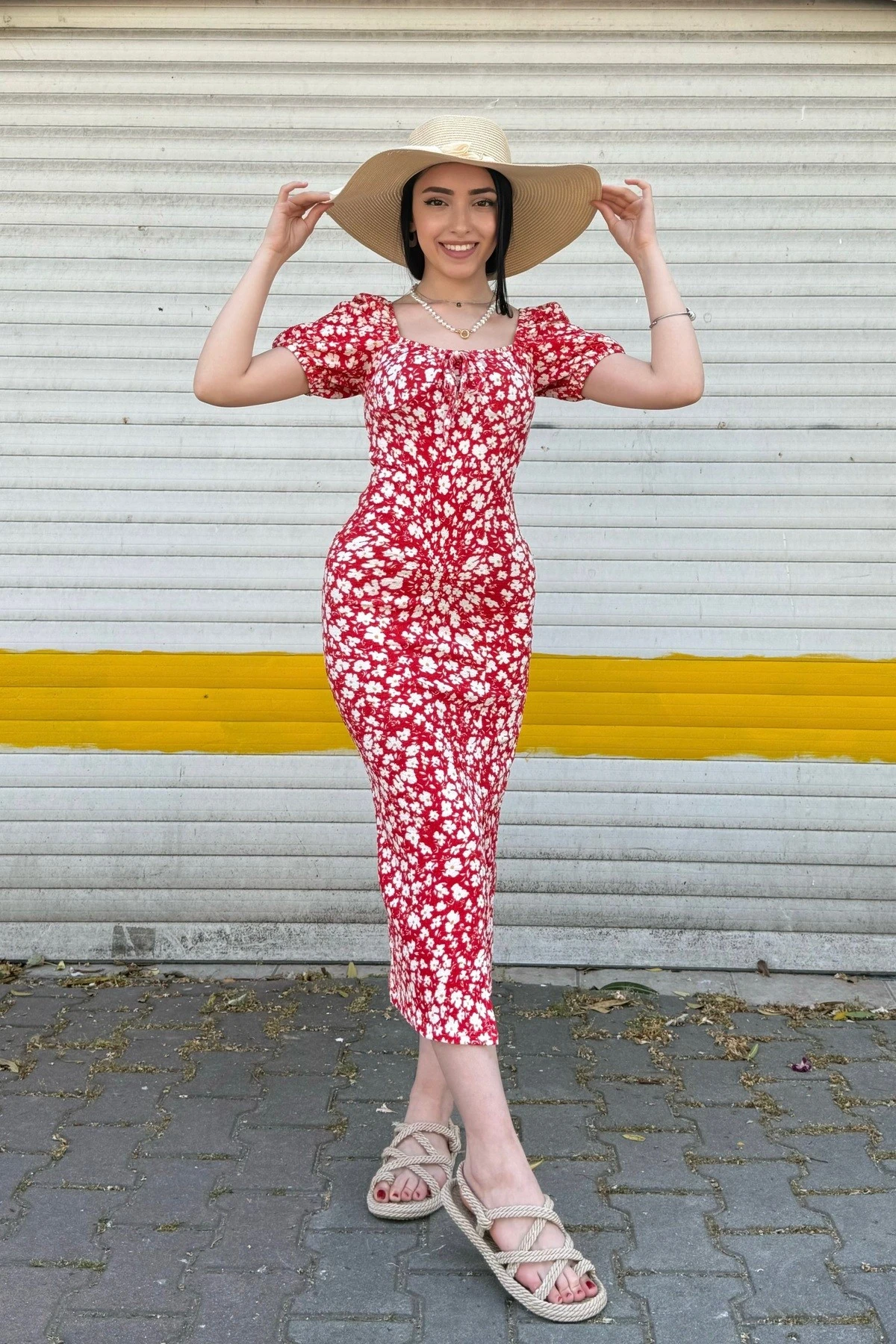 KARPUZ KOL BÜYÜK ÇİÇEK DESENLİ YIRTMAÇLI ELBİSE - kırmızı