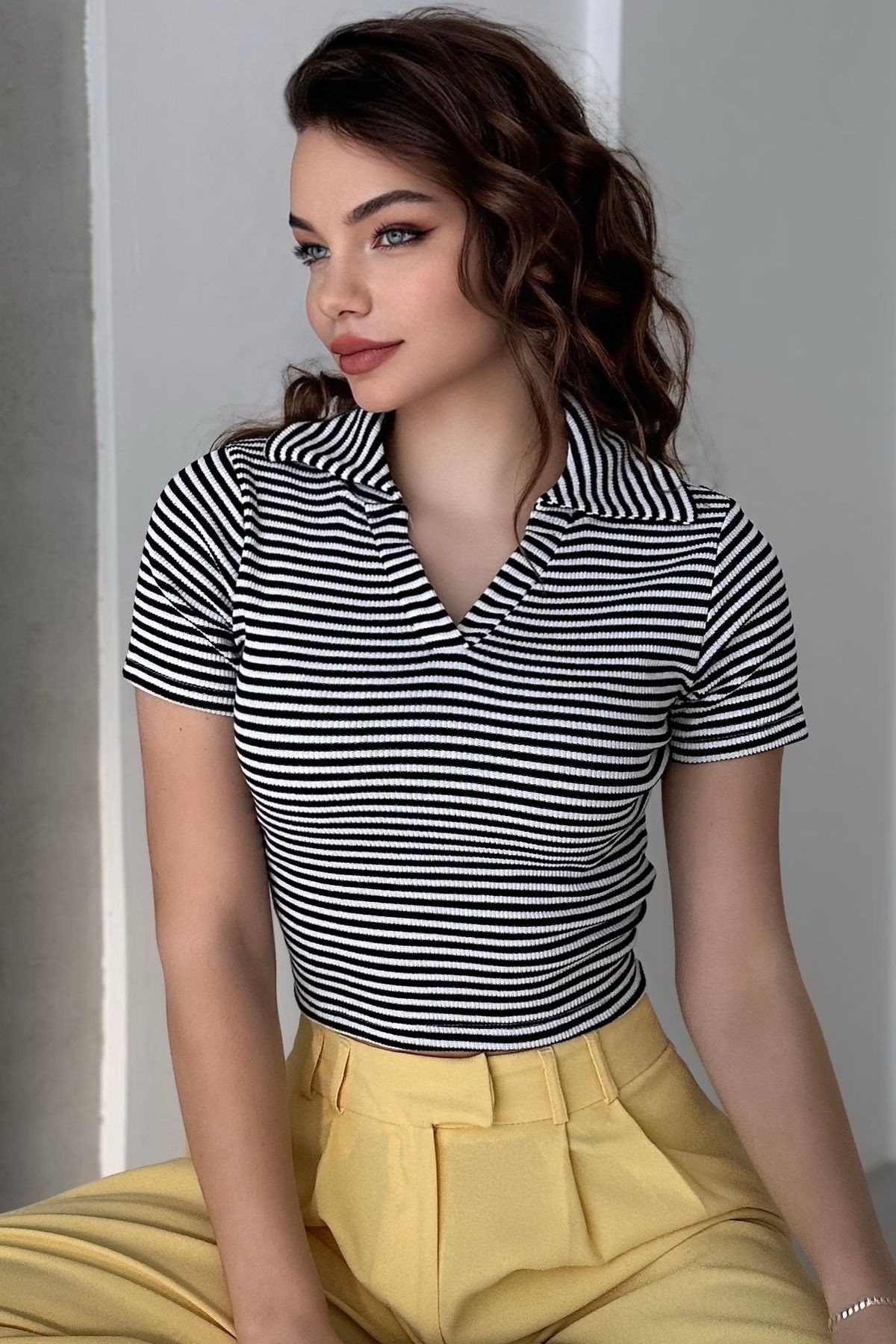 POLO YAKA KAŞKORSE KISA KOL CROP BODY