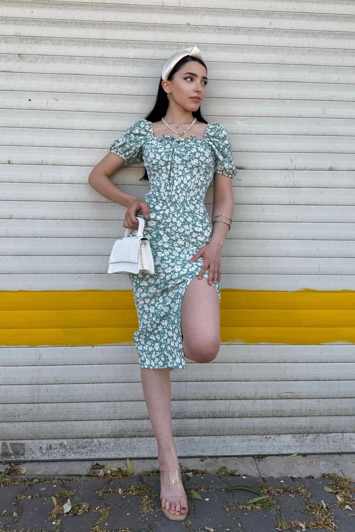 KARPUZ KOL BÜYÜK ÇİÇEK DESENLİ YIRTMAÇLI ELBİSE - mi̇nt