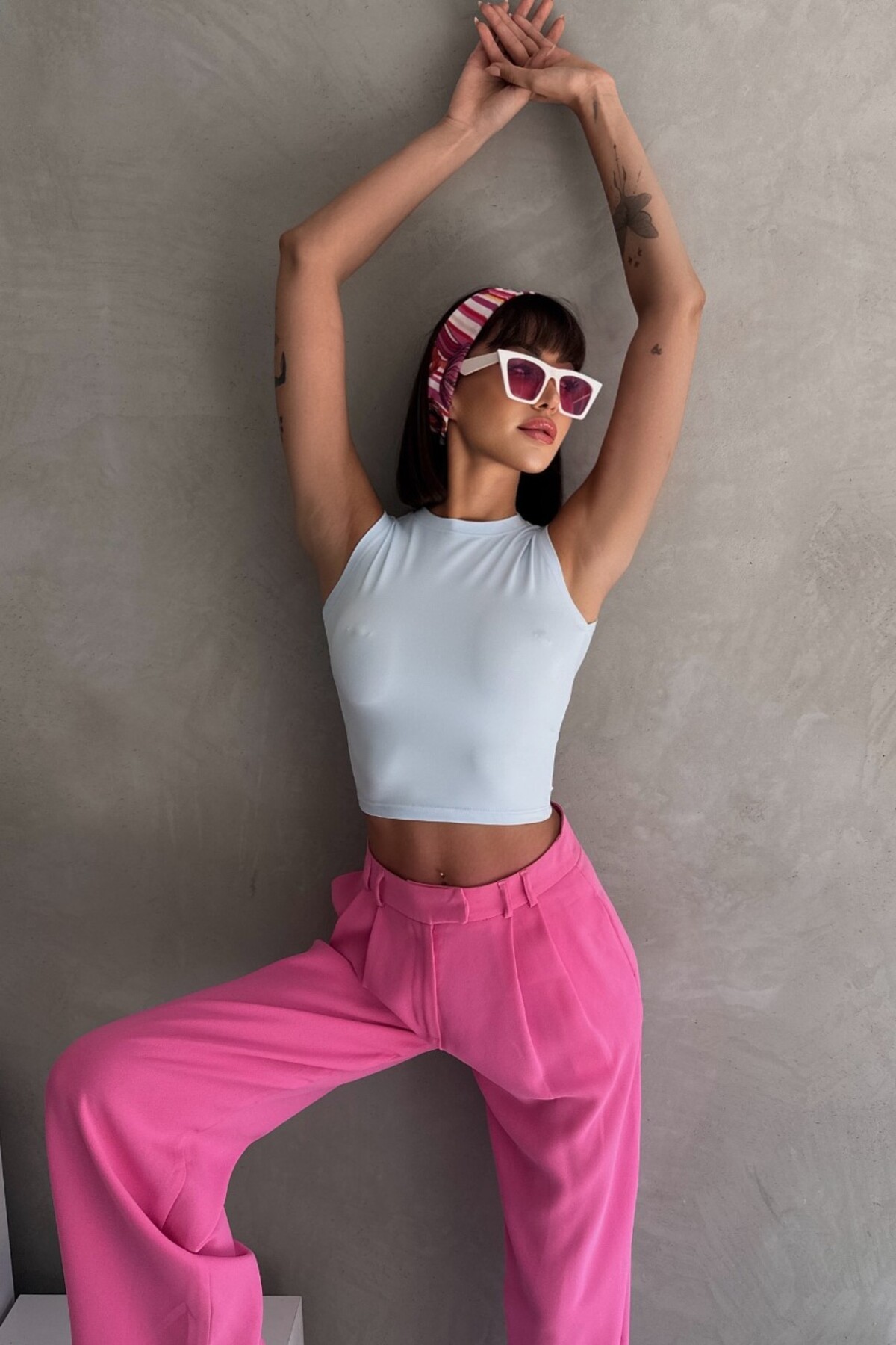 MODAL KUMAŞ BİSİKLET YAKA KOLSUZ BODY