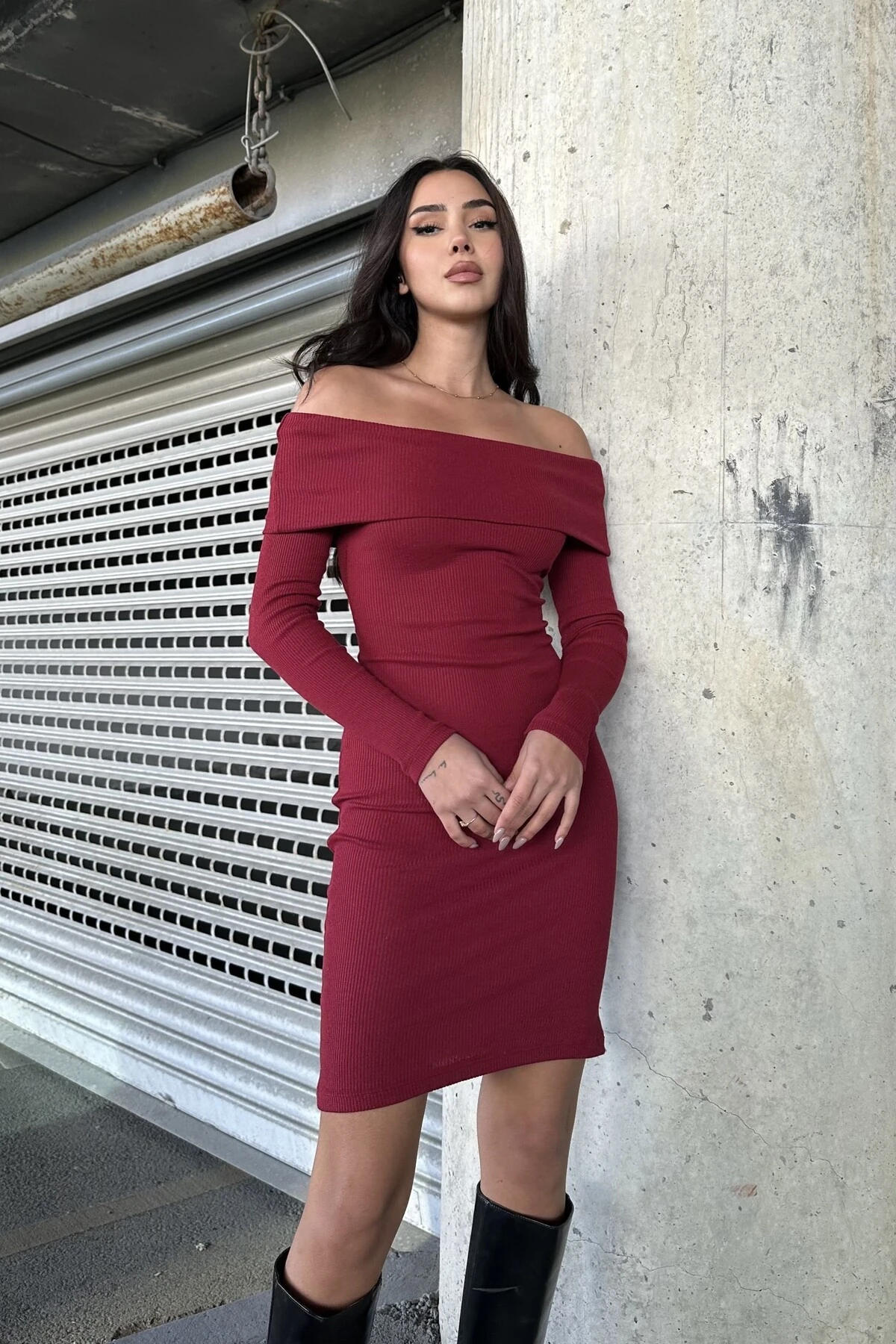 KAŞKORSE MADONNA YAKA ELBİSE