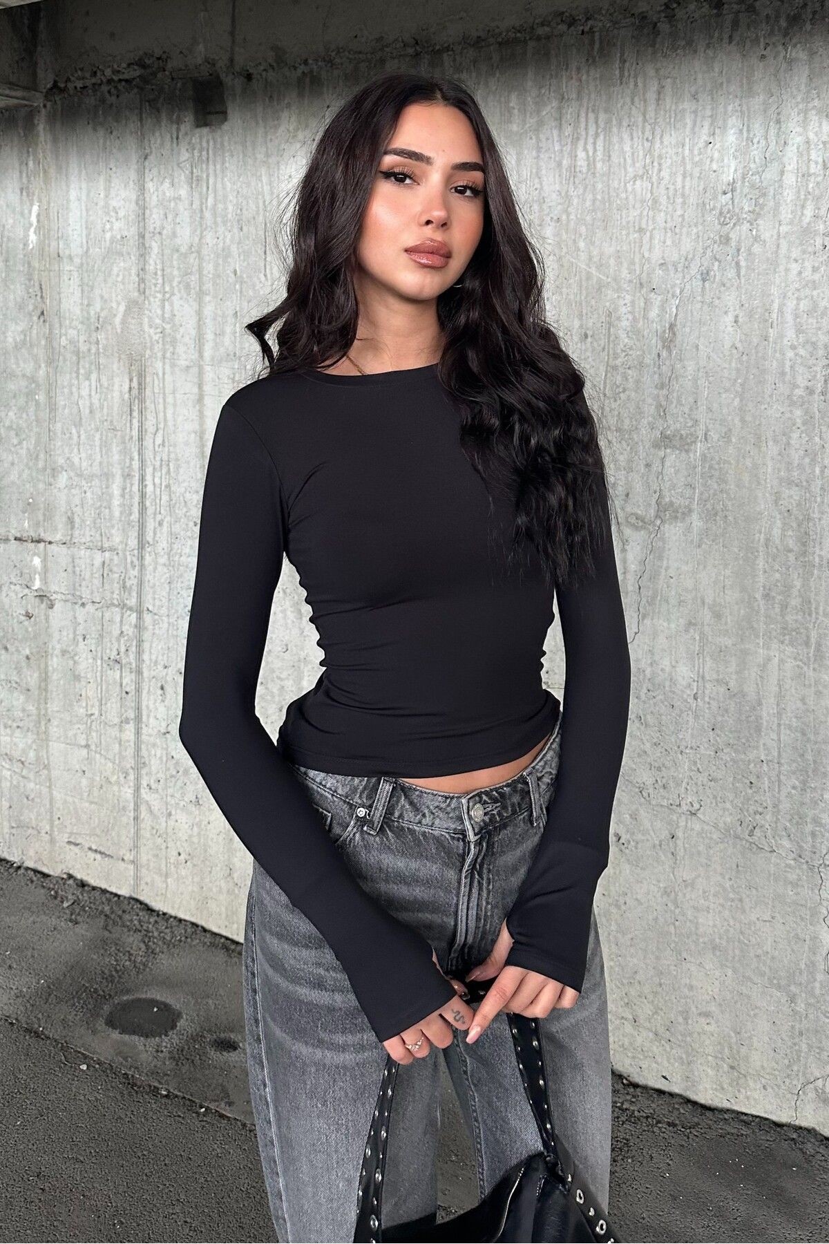 OYSH KUMAŞ PARMAK GEÇİRMELİ UZUN KOL BODY