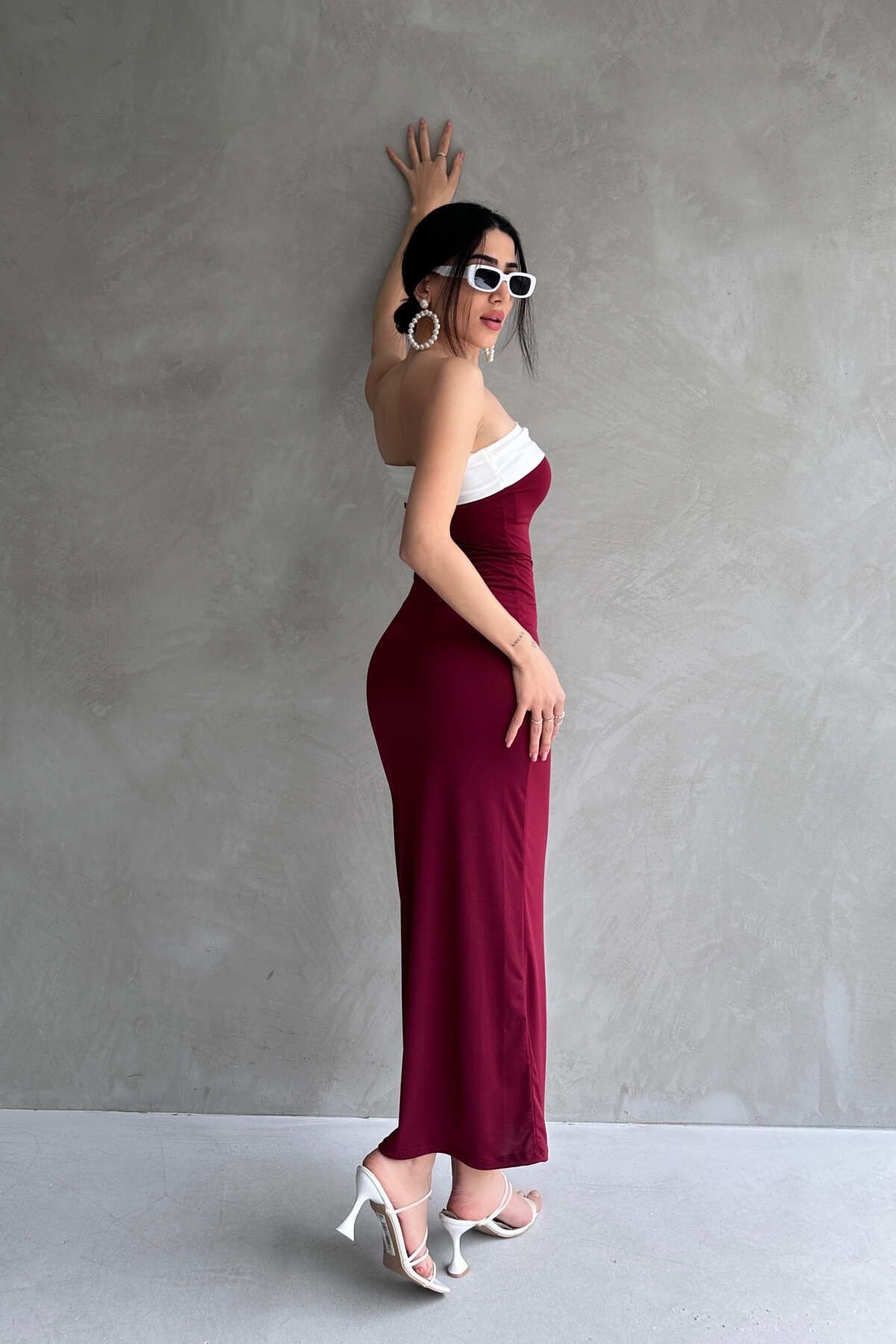 STRAPLEZ YAKA SANDY ELBİSE
