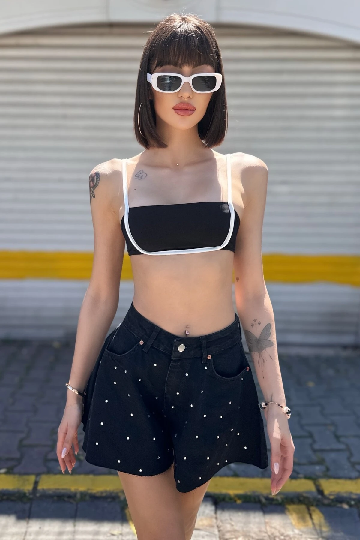 KENDALL SANDY CROP TOP - si̇yah