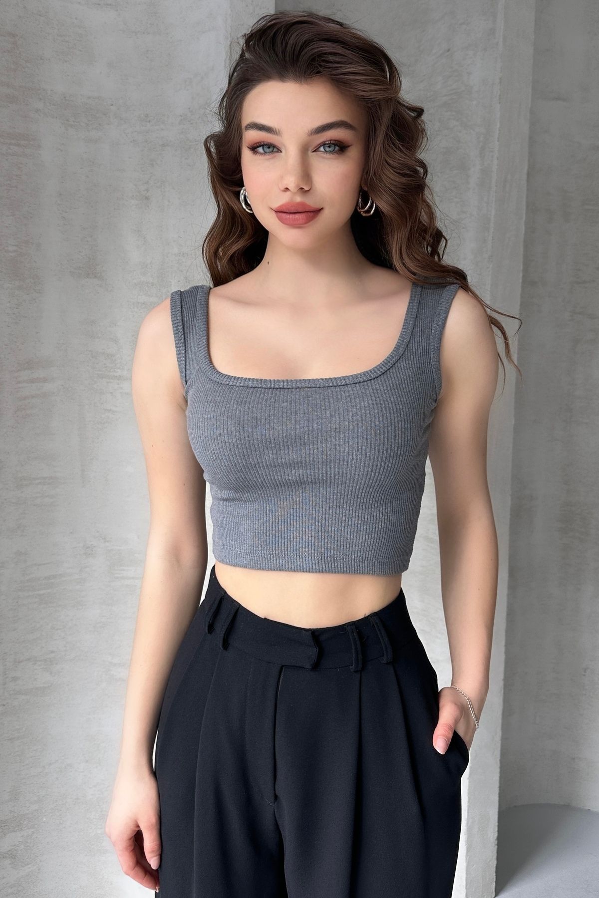 U YAKA, FİTİLLİ GÖRÜNÜMLÜ, KALIN ASKILI, KAŞKORSE CROP ATLET
