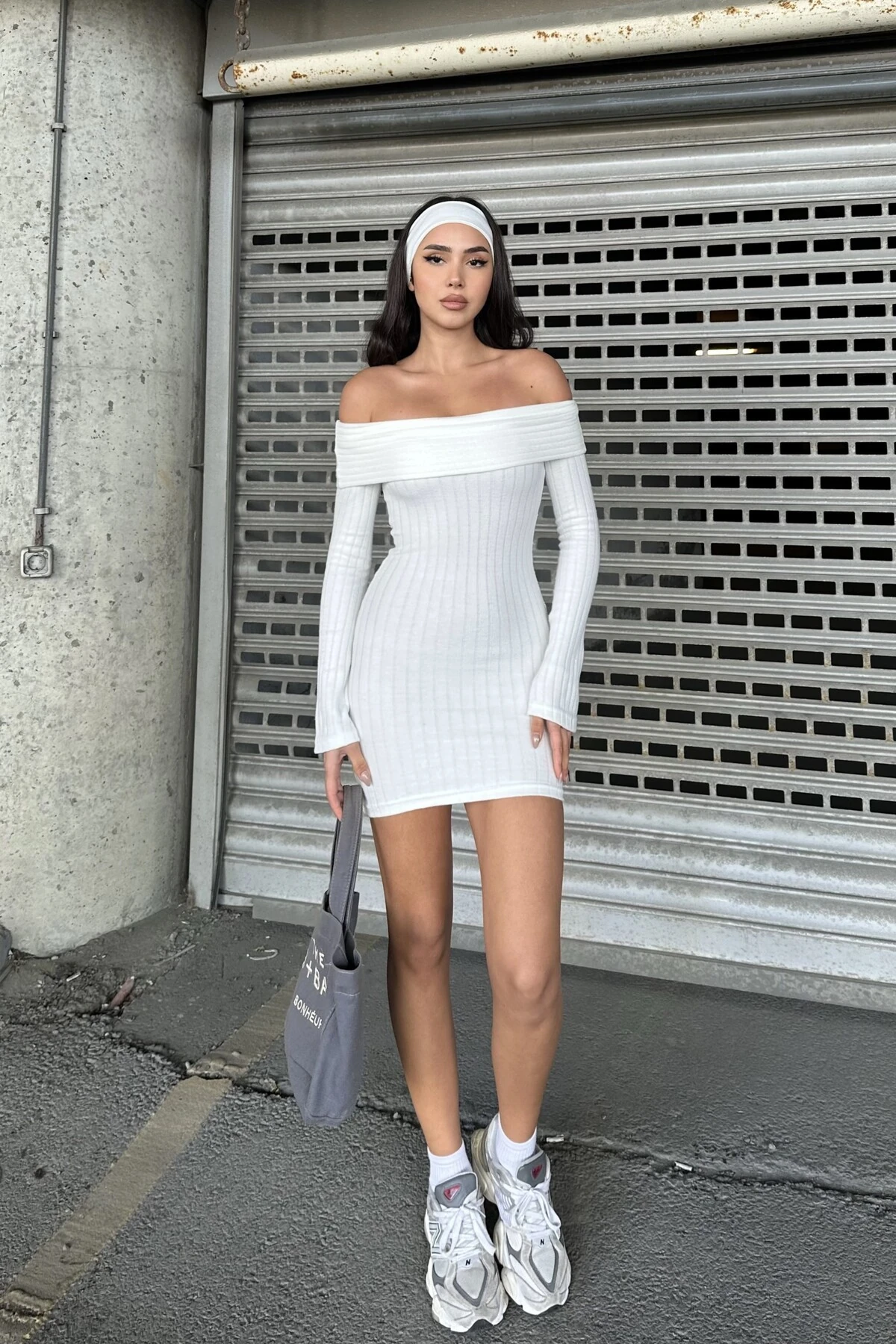 MADONNA YAKA ŞARDONLU TRİKO KISA ELBİSE - ekru