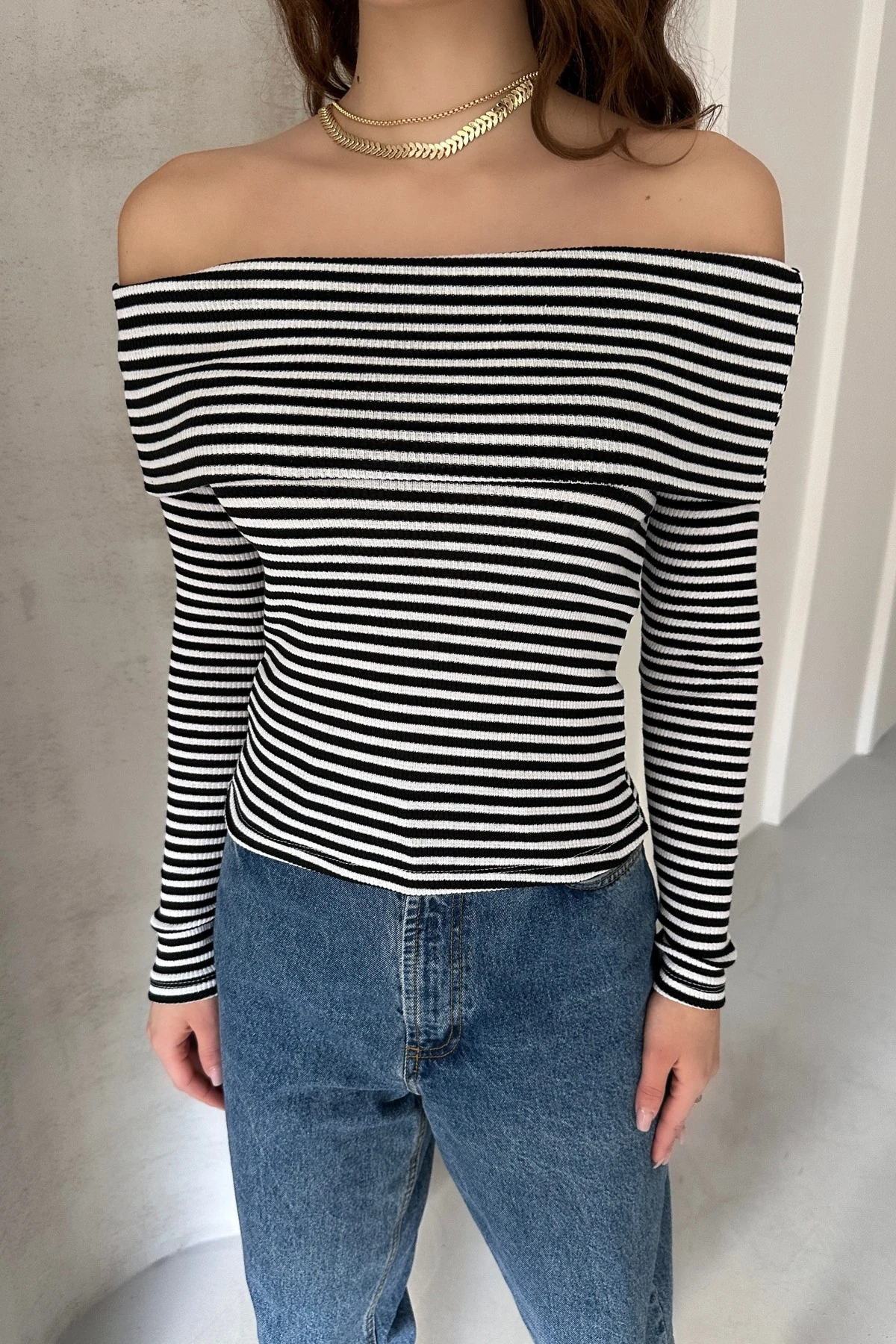 MADONNA YAKA KAŞKORSE BLUZ