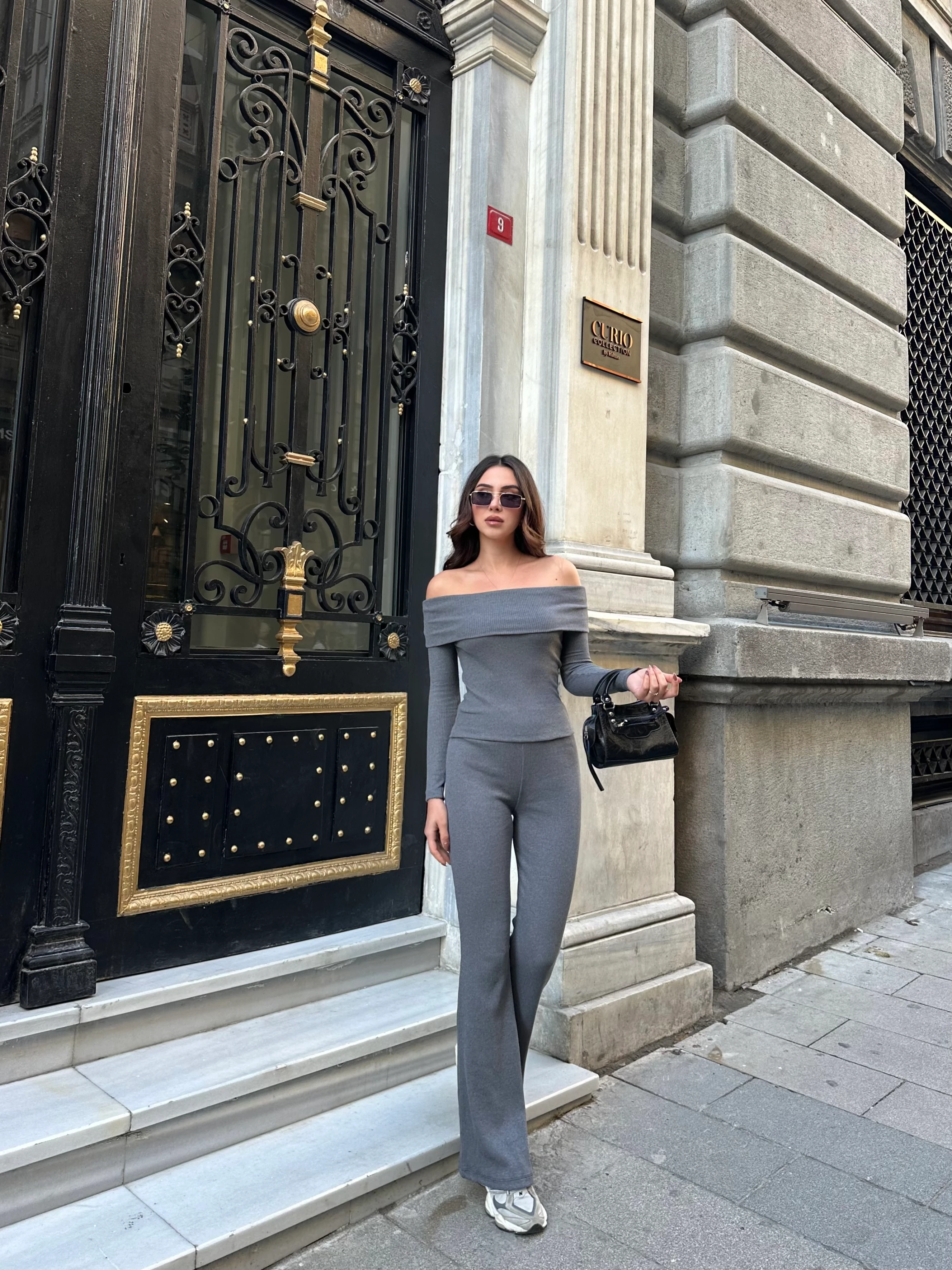 Madonna Yaka Bluz Ispanyol Paça Kaşkorse Takım