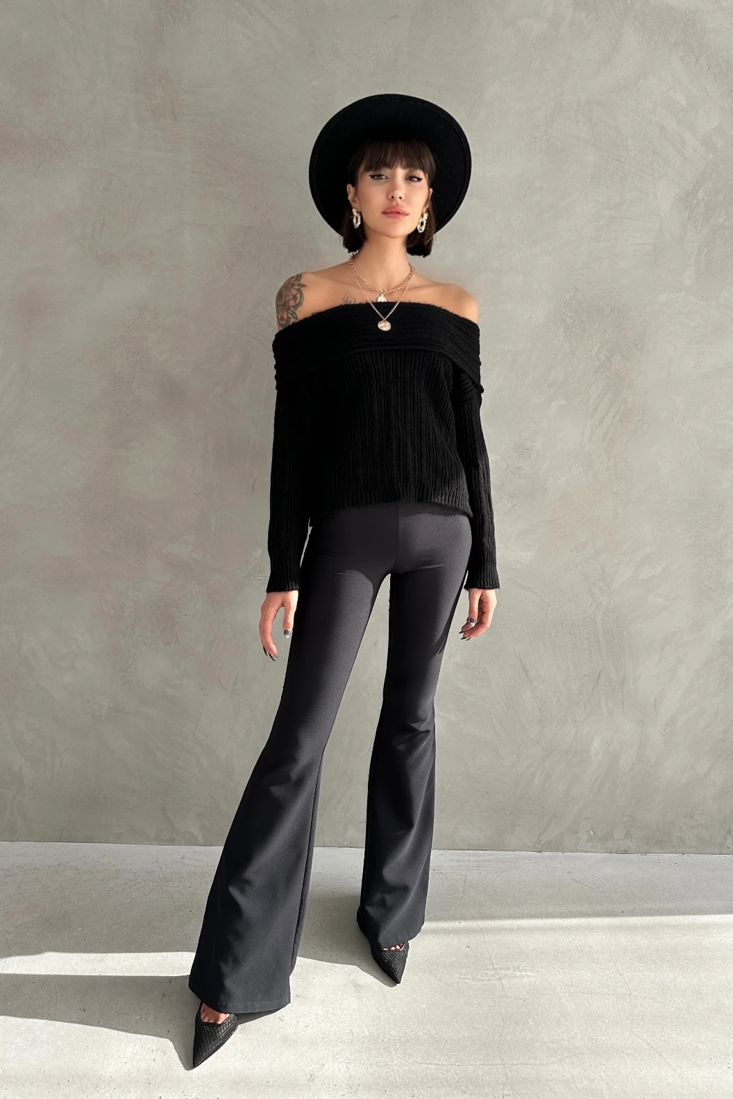 JOLİE MADONNA YAKA TRİKO KAZAK