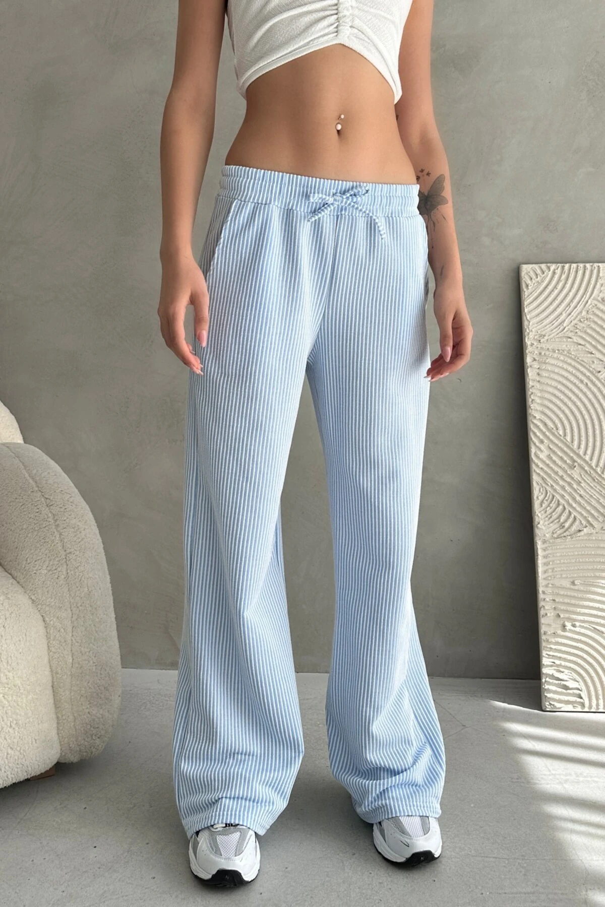 BELİ LASTİKLİ BAĞLAMALI SU YOLU ÇİZGİLİ PANTOLON