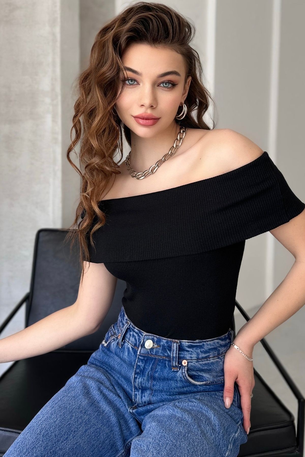 3' lü PAKET MADONNA YAKA KOLSUZ KAŞKORSE BLUZ