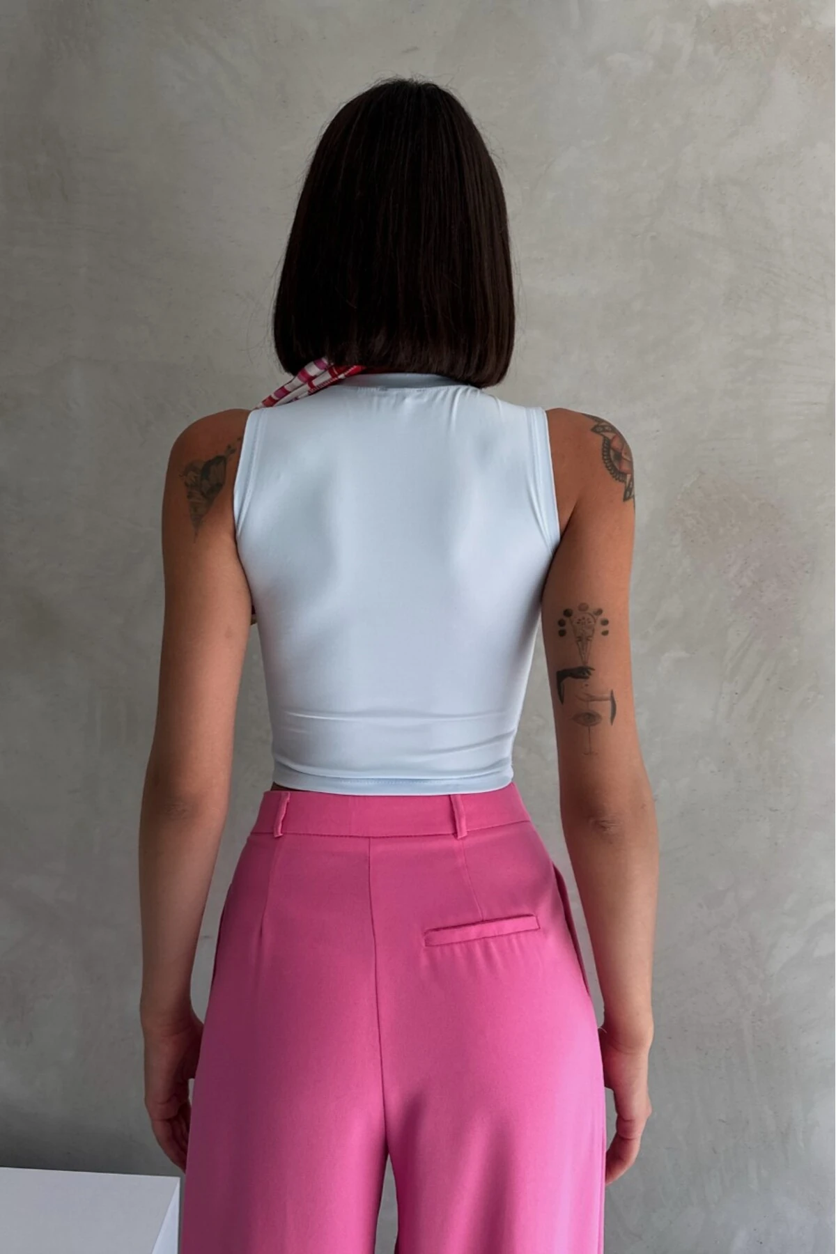 MODAL KUMAŞ BİSİKLET YAKA KOLSUZ BODY