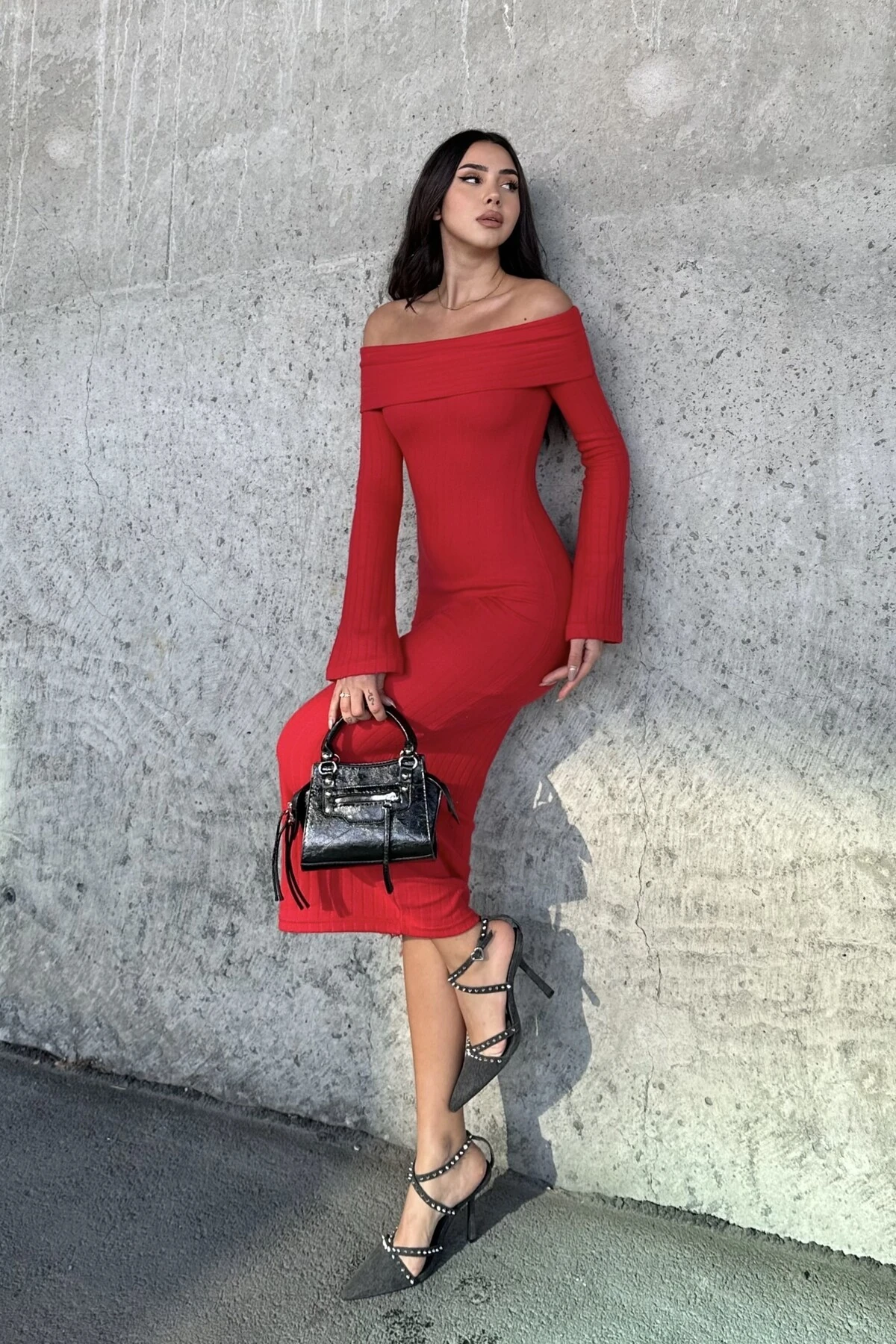 MADONNA YAKA ŞARDONLU TRİKO UZUN ELBİSE - kırmızı