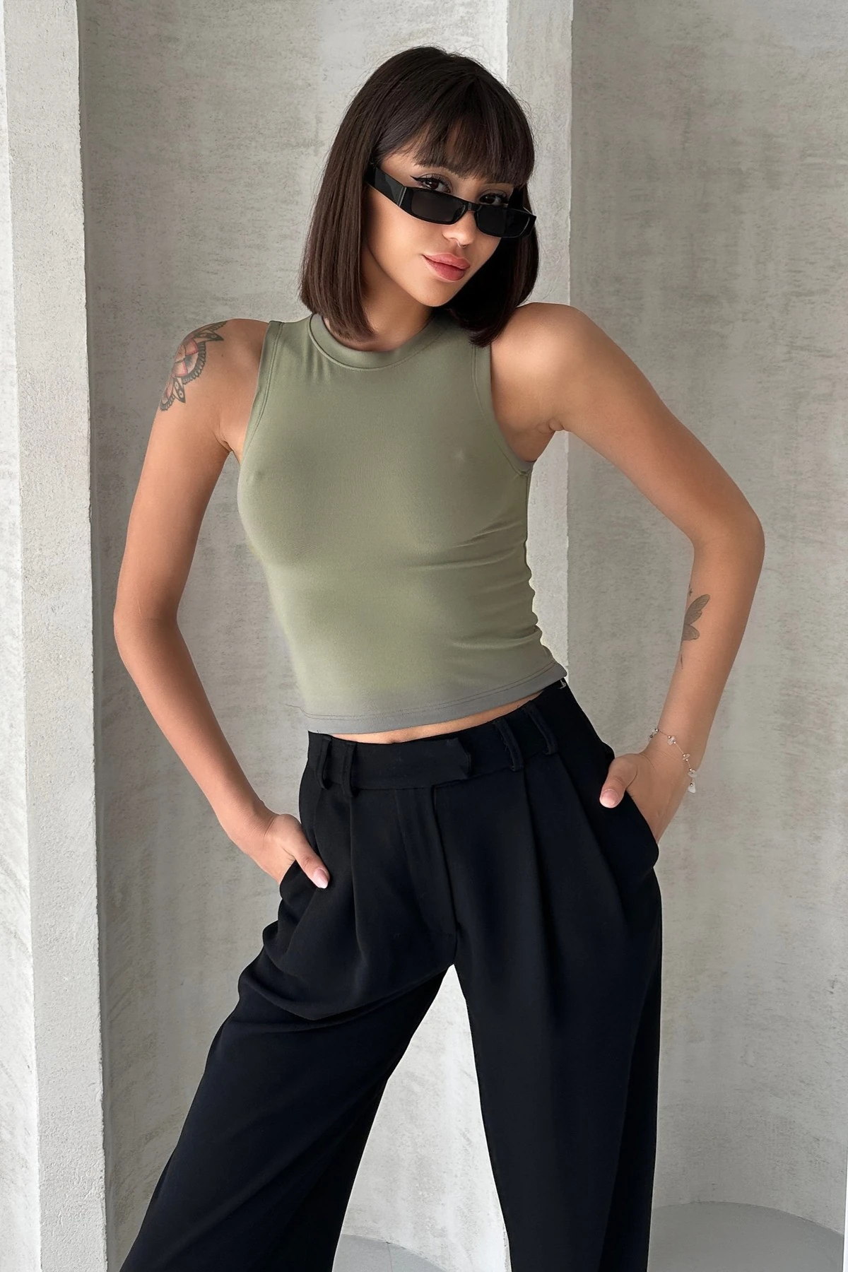 MODAL KUMAŞ BİSİKLET YAKA KOLSUZ BODY - haki̇