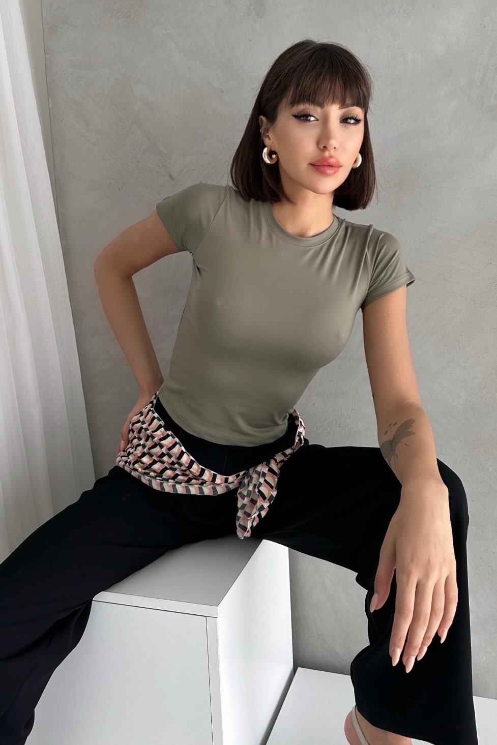 MODAL KUMAŞ BİSİKLET YAKA YARIM KOL BLUZ