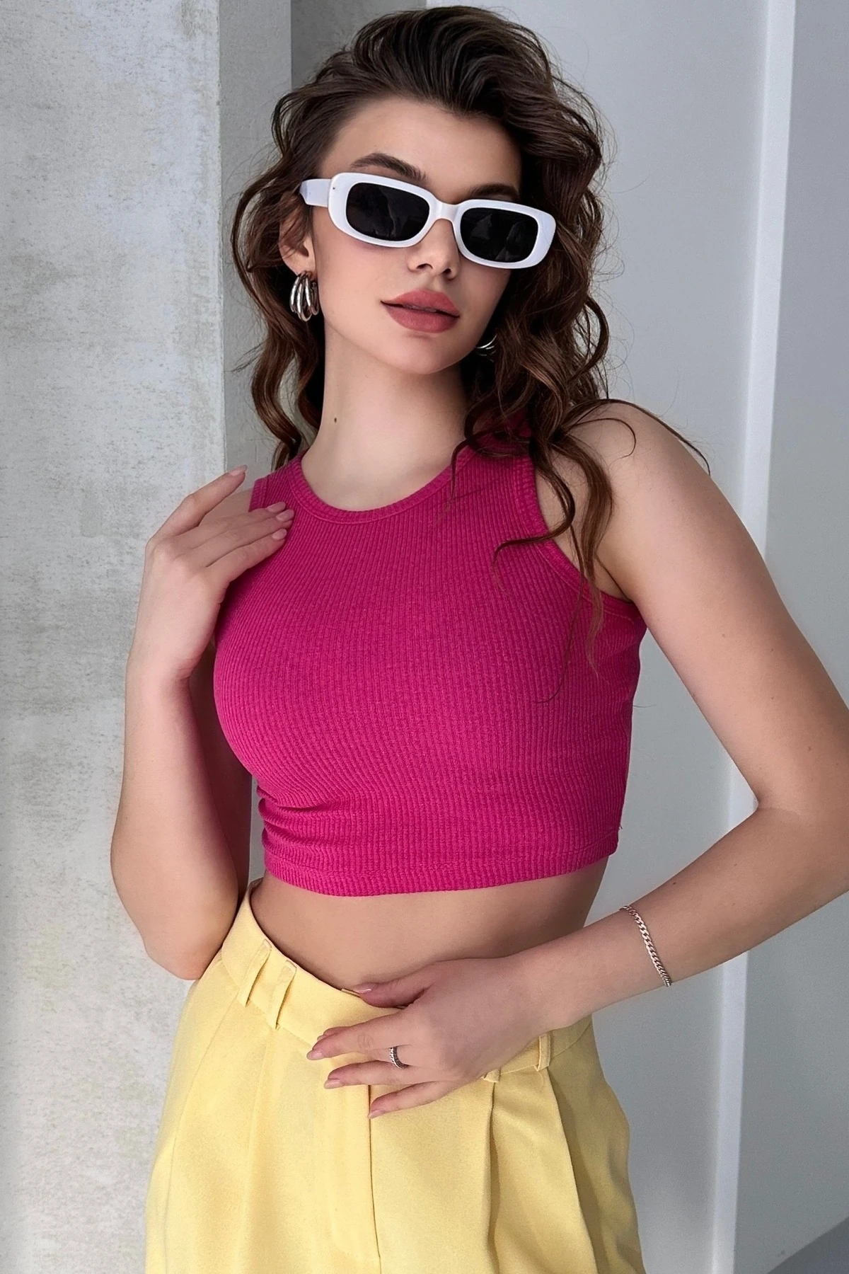 BİSİKLET YAKA, FİTİLLİ GÖRÜNÜMLÜ, KALIN ASKILI, KAŞKORSE CROP ATLET - fuşya