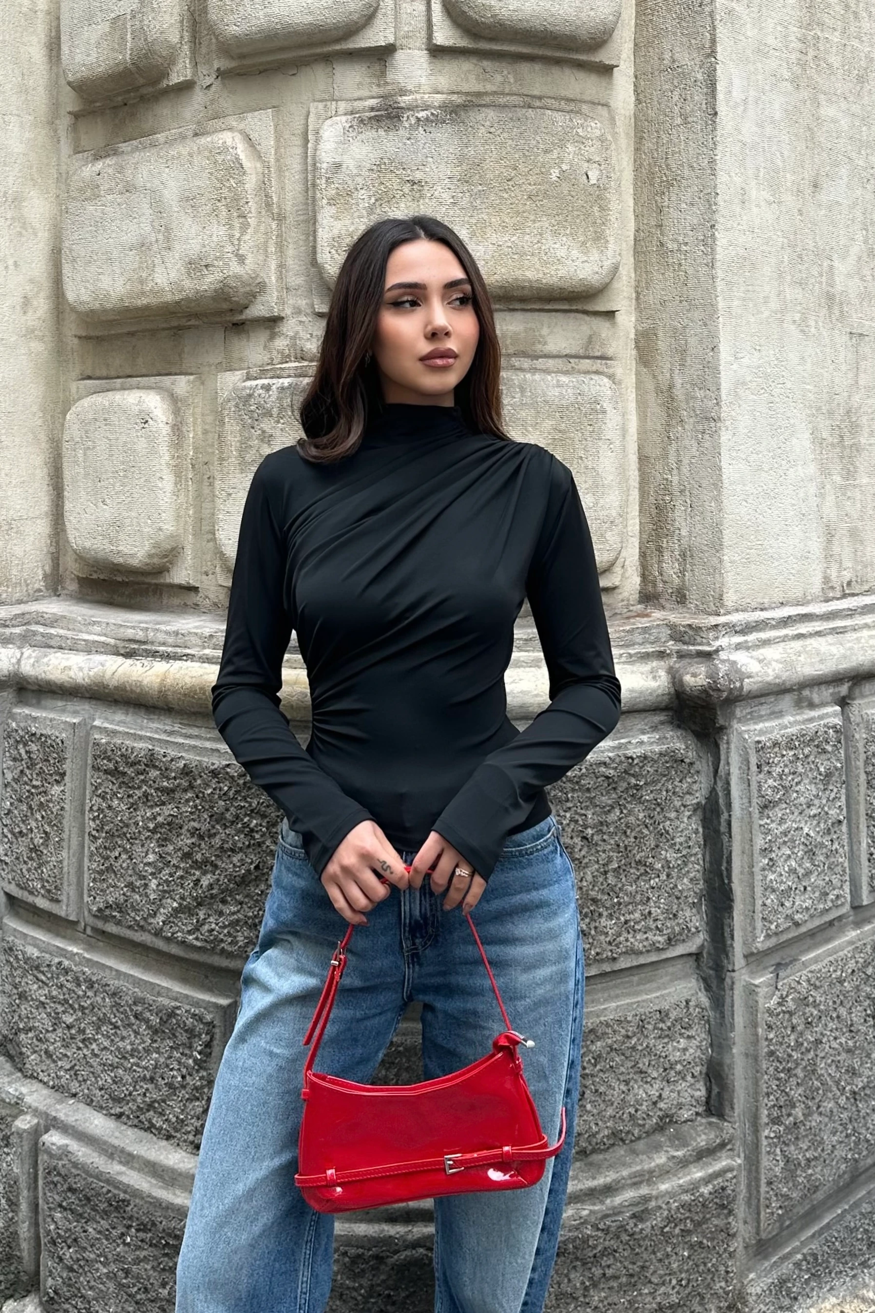 DİK YAKA DRAPELİ DALGIÇ KUMAŞ UZUN KOL BLUZ